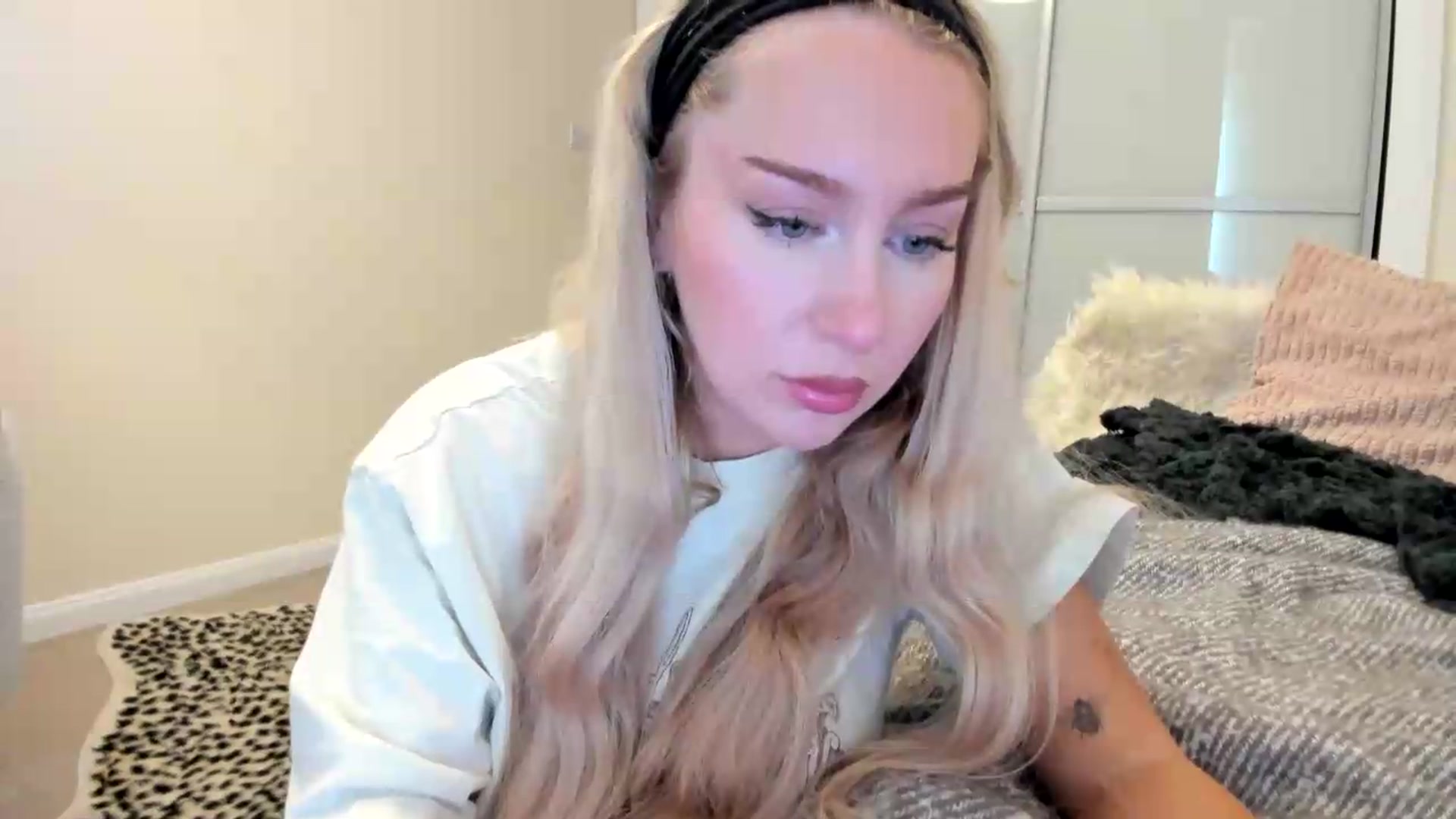 Gallery image thumbnail from British_Cutie's myfreecams stream on, 08/09/2026, 15:03 image 5 of 20