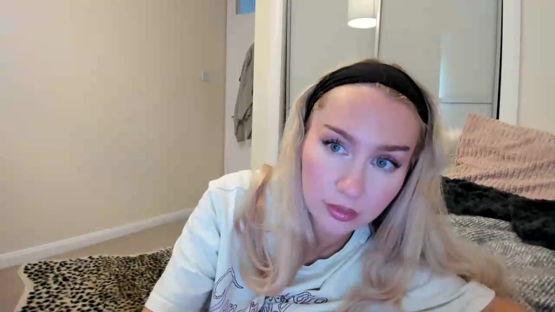 Gallery image thumbnail from British_Cutie's myfreecams stream on, 08/09/2026, 15:03 image 9 of 20