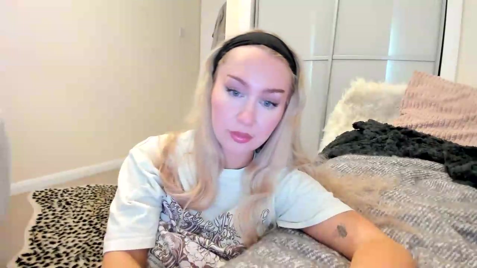 Gallery image thumbnail from British_Cutie's myfreecams stream on, 08/09/2026, 15:03 image 11 of 20