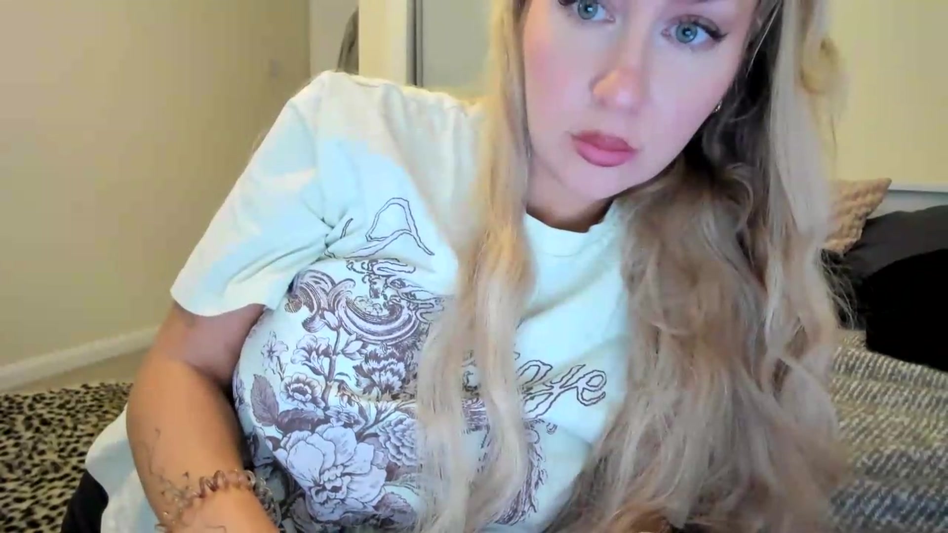 Gallery image thumbnail from British_Cutie's myfreecams stream on, 08/09/2026, 17:47 image 7 of 20
