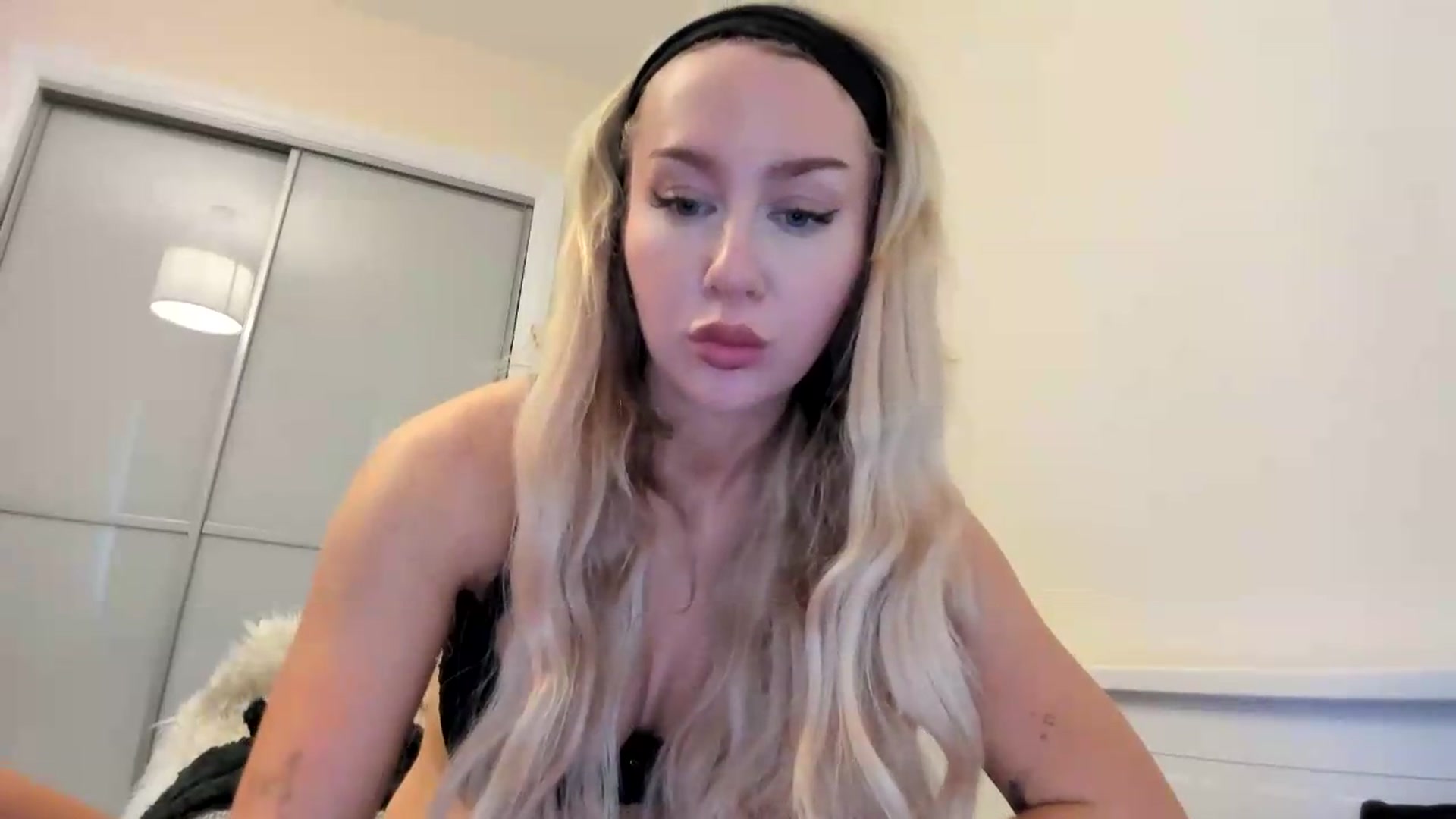 Gallery image thumbnail from British_Cutie's myfreecams stream on, 08/09/2026, 18:30 image 2 of 20