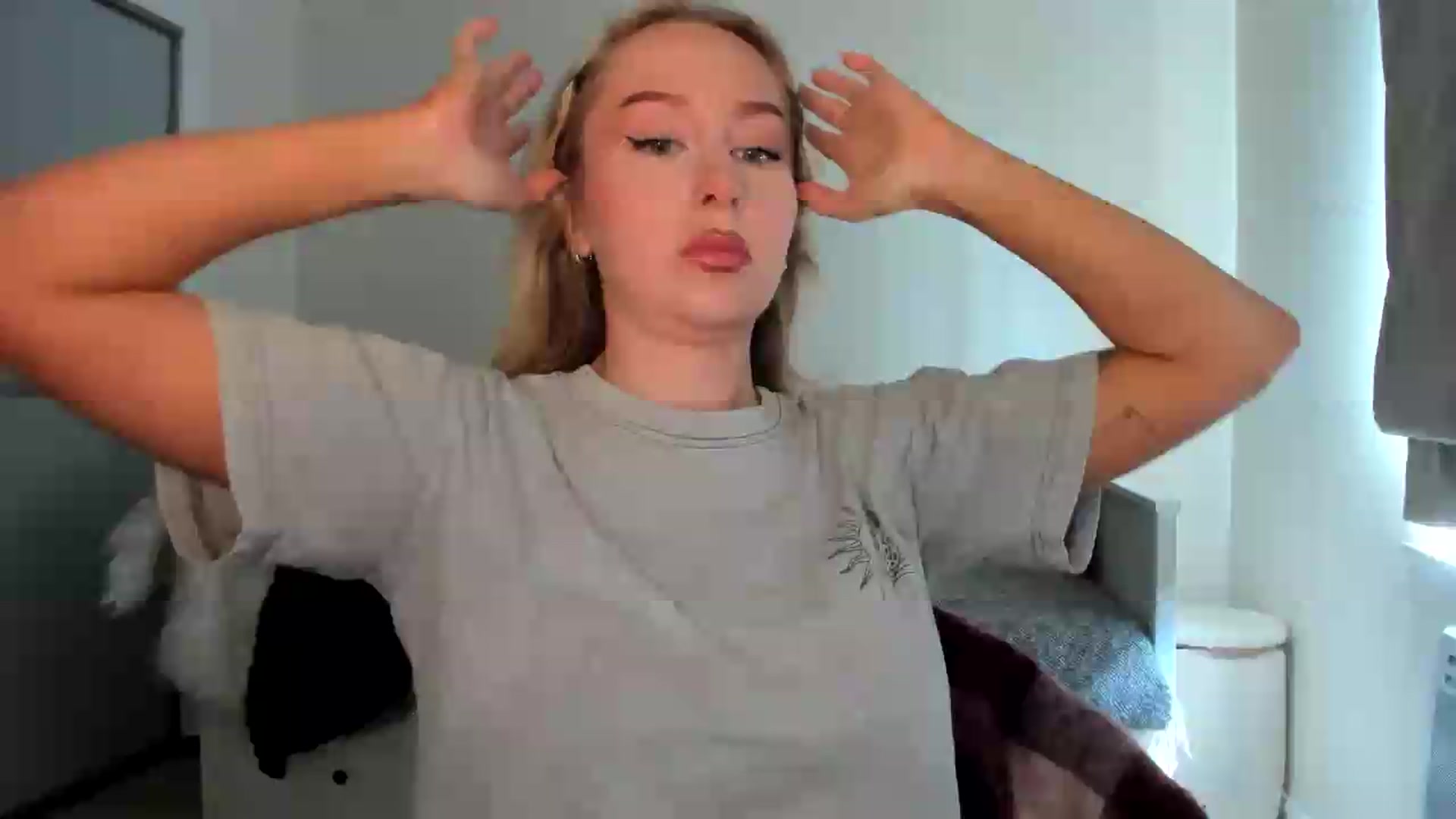 Gallery image thumbnail from British_Cutie's myfreecams stream on, 08/10/2026, 15:49 image 1 of 20