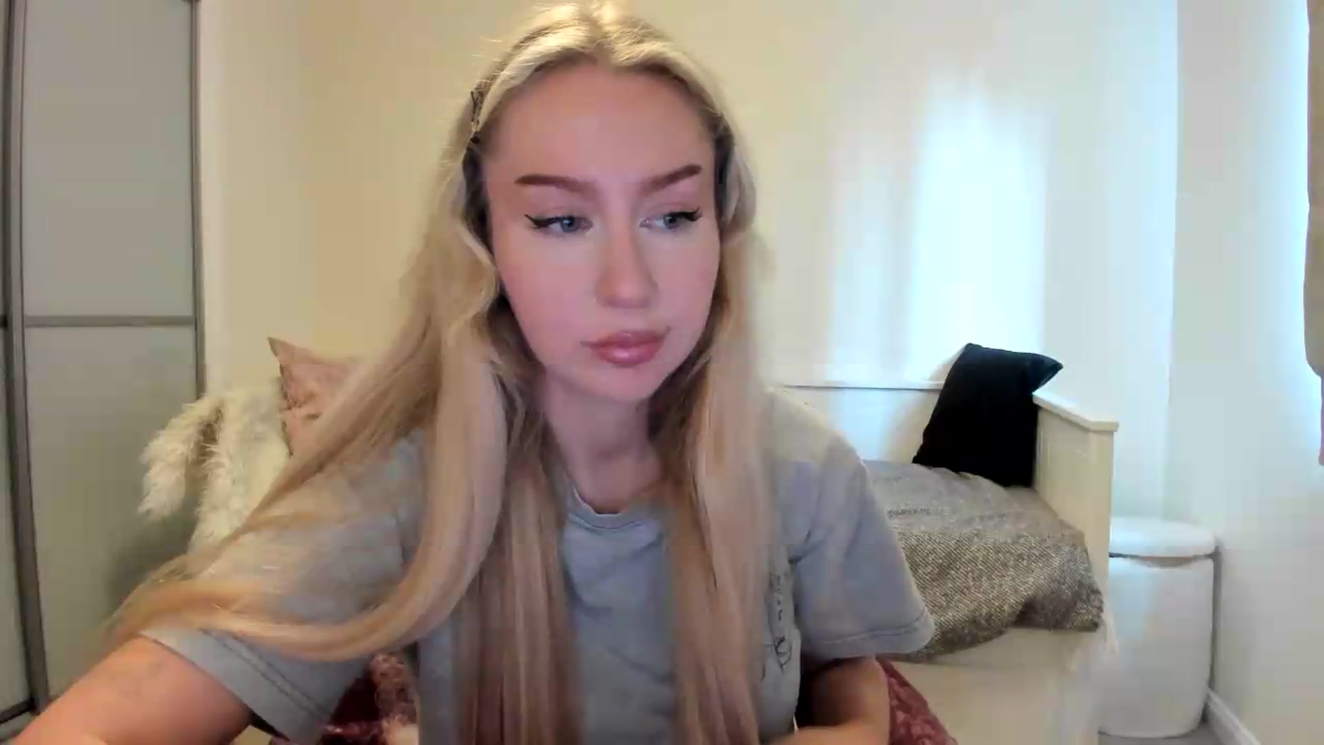 Gallery image thumbnail from British_Cutie's myfreecams stream on, 08/10/2026, 17:20 image 9 of 20