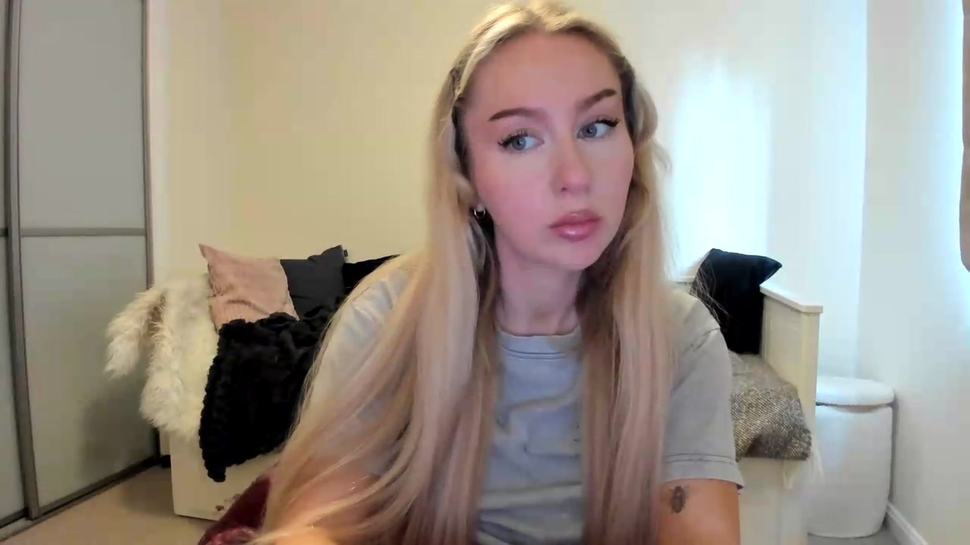 Gallery image thumbnail from British_Cutie's myfreecams stream on, 08/10/2026, 17:20 image 8 of 20