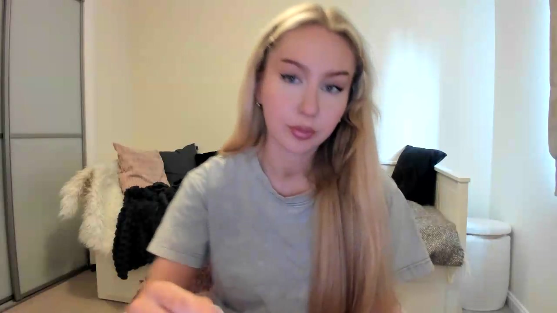 Gallery image thumbnail from British_Cutie's myfreecams stream on, 08/10/2026, 17:20 image 11 of 20
