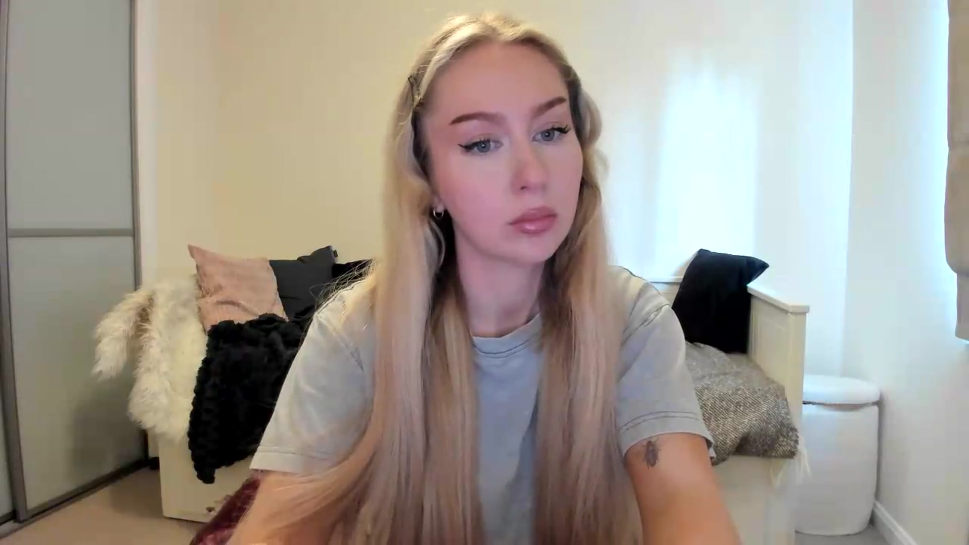 Gallery image thumbnail from British_Cutie's myfreecams stream on, 08/10/2026, 17:20 image 6 of 20