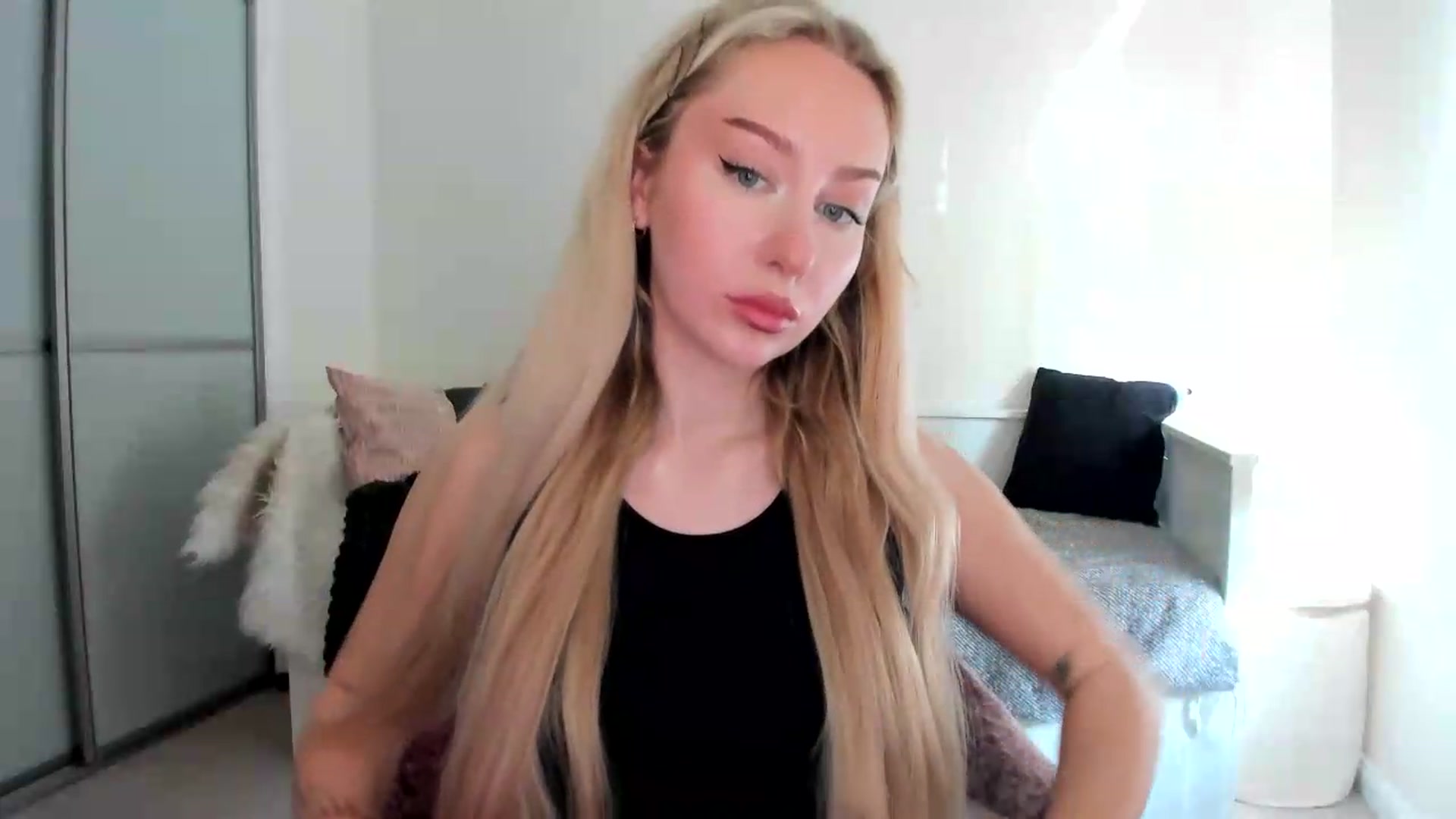 Gallery image thumbnail from British_Cutie's myfreecams stream on, 08/11/2026, 16:05 image 2 of 20