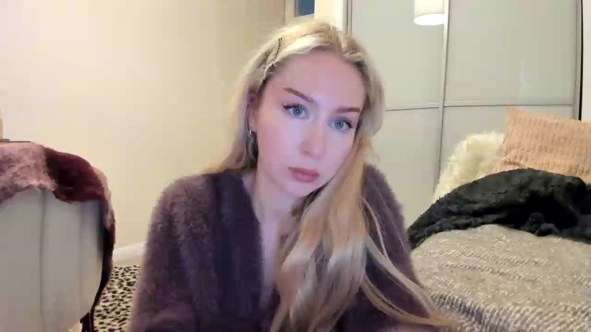 Gallery image thumbnail from British_Cutie's myfreecams stream on, 08/11/2026, 20:11 image 6 of 20