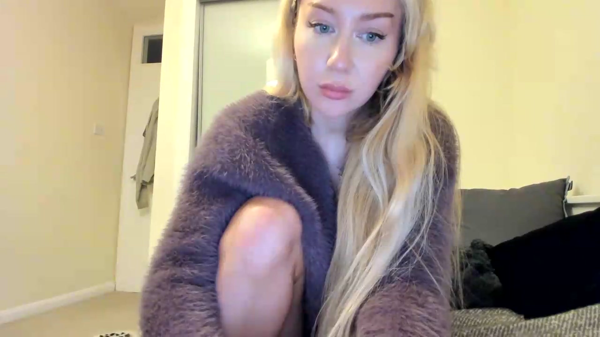 Gallery image thumbnail from British_Cutie's myfreecams stream on, 08/11/2026, 20:11 image 20 of 20
