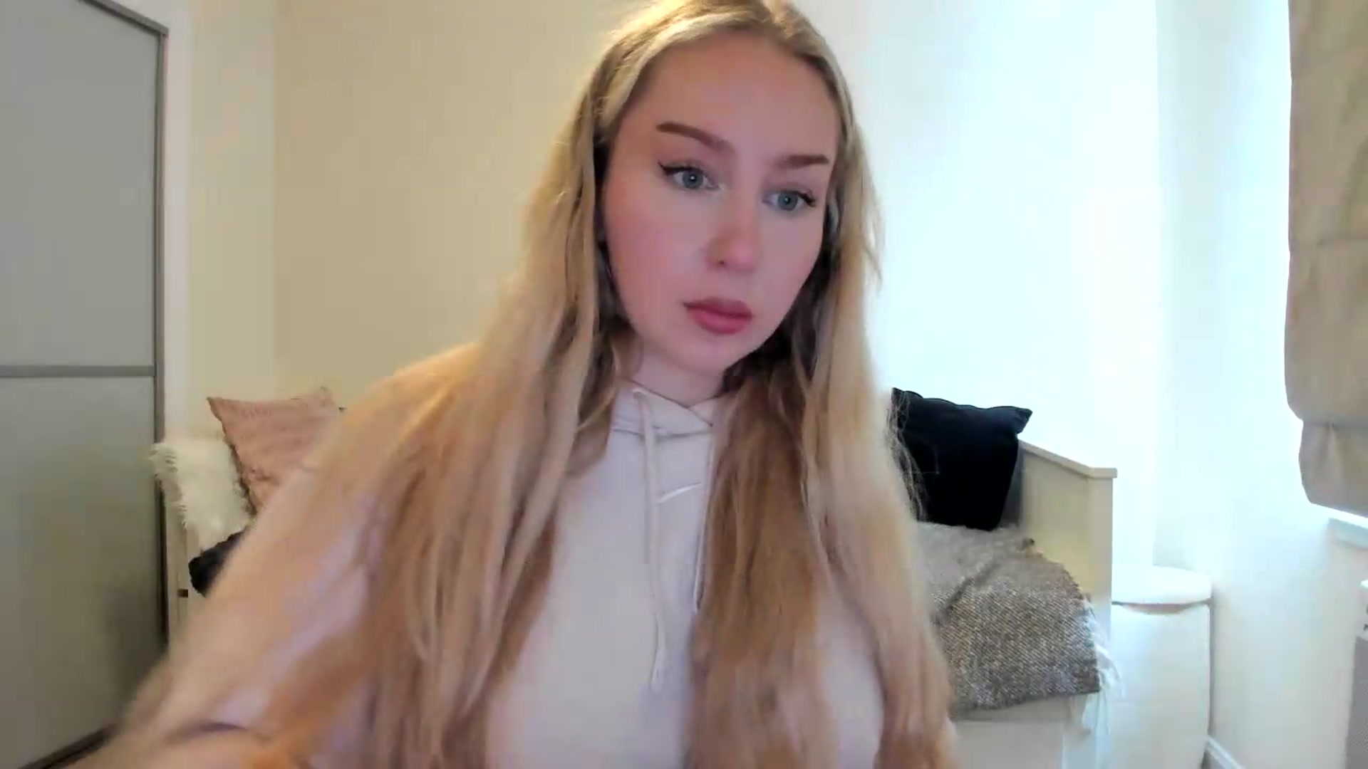 Gallery image thumbnail from British_Cutie's myfreecams stream on, 08/12/2026, 11:29 image 13 of 20