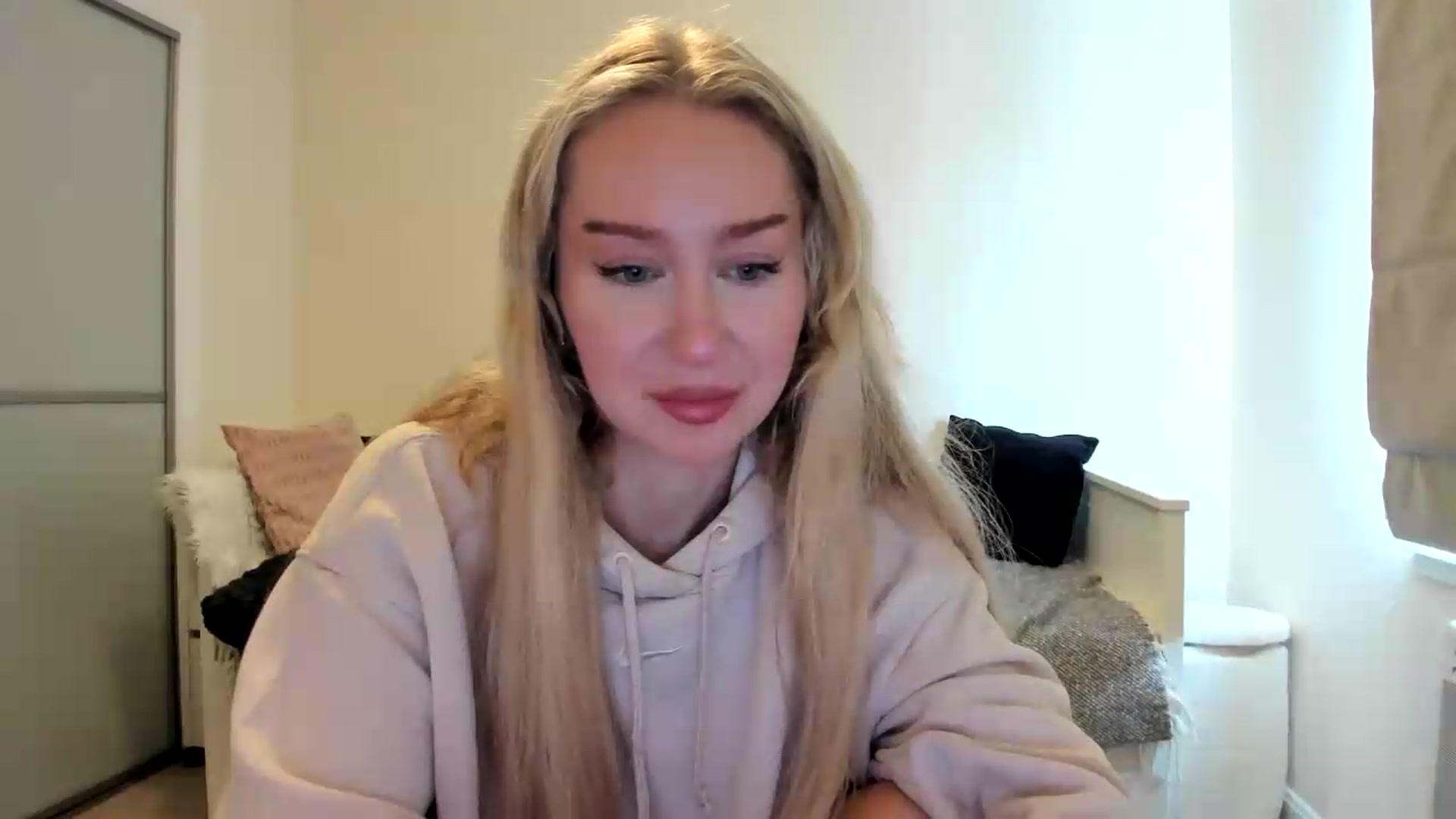 Gallery image thumbnail from British_Cutie's myfreecams stream on, 08/12/2026, 11:29 image 18 of 20