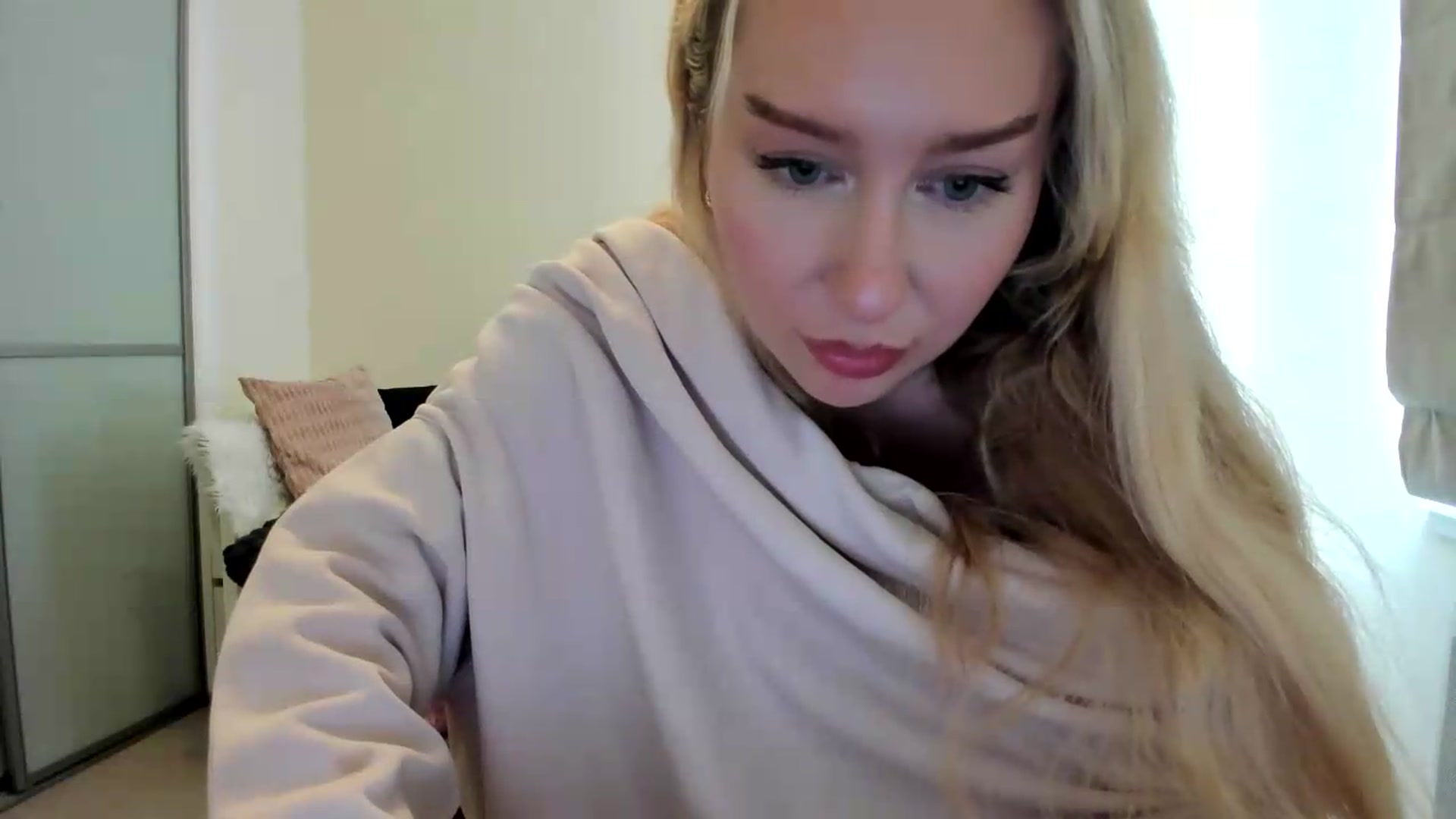 Gallery image thumbnail from British_Cutie's myfreecams stream on, 08/12/2026, 12:14 image 18 of 20
