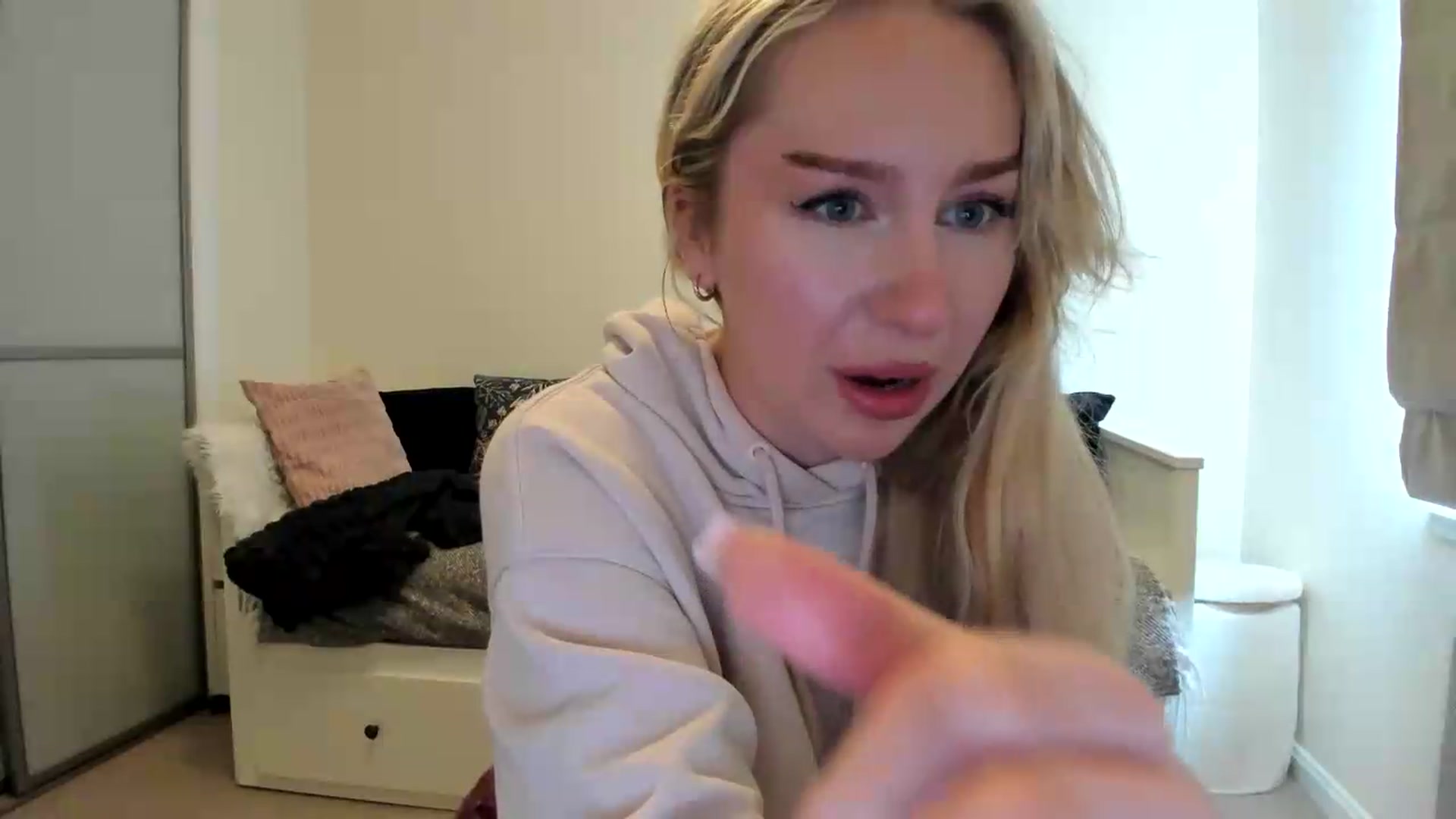 Gallery image thumbnail from British_Cutie's myfreecams stream on, 08/12/2026, 12:14 image 20 of 20
