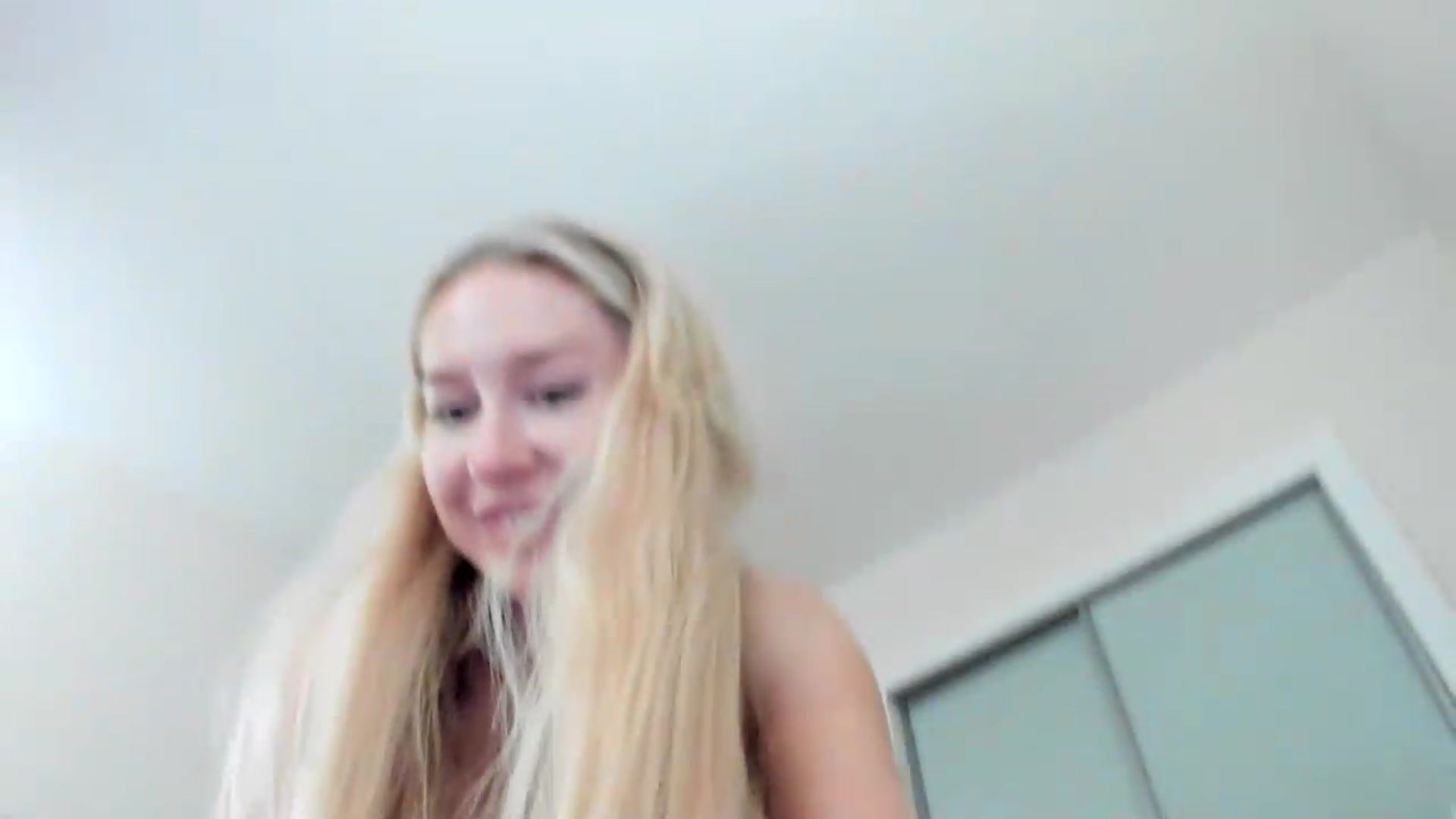 Gallery image thumbnail from British_Cutie's myfreecams stream on, 08/12/2026, 17:47 image 3 of 20