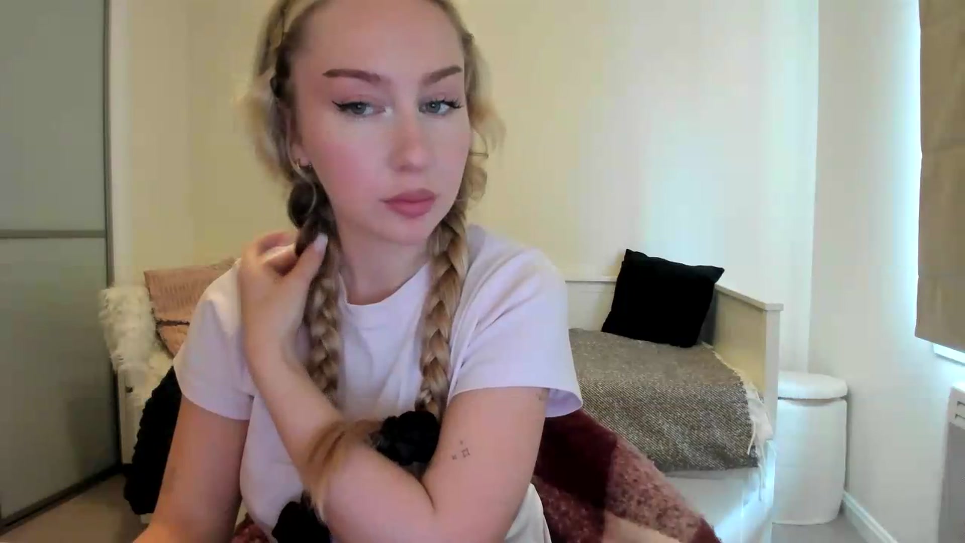 Gallery image thumbnail from British_Cutie's myfreecams stream on, 08/13/2026, 14:15 image 9 of 20