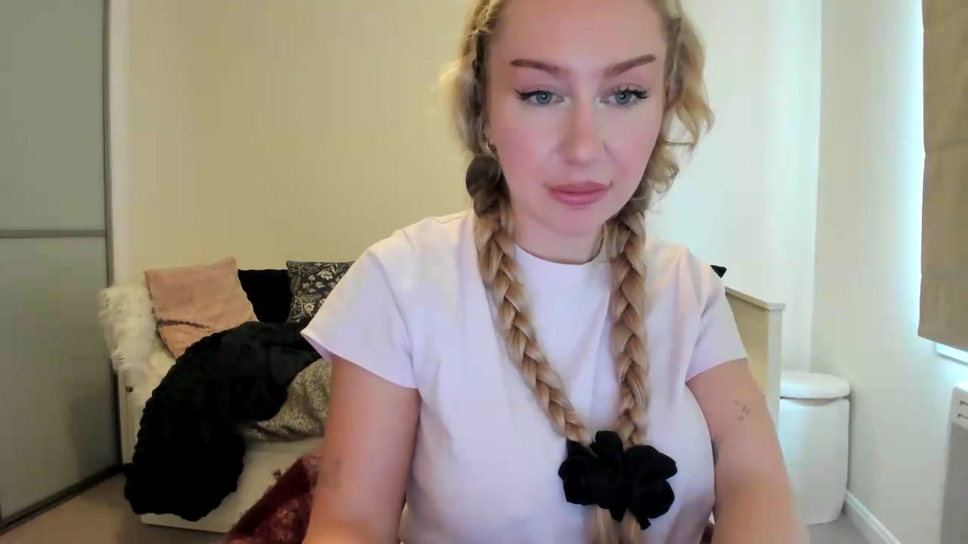 Gallery image thumbnail from British_Cutie's myfreecams stream on, 08/13/2026, 14:15 image 11 of 20