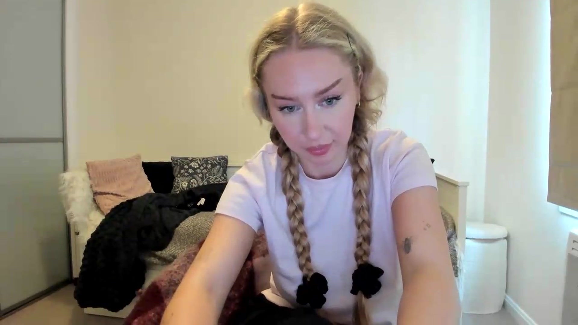 Gallery image thumbnail from British_Cutie's myfreecams stream on, 08/13/2026, 14:15 image 20 of 20