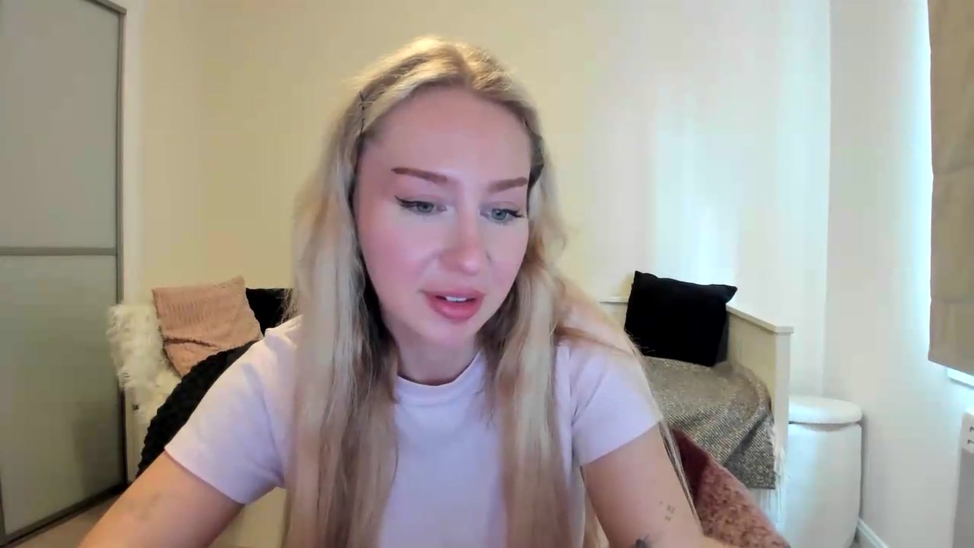 Gallery image thumbnail from British_Cutie's myfreecams stream on, 08/13/2026, 17:20 image 7 of 20