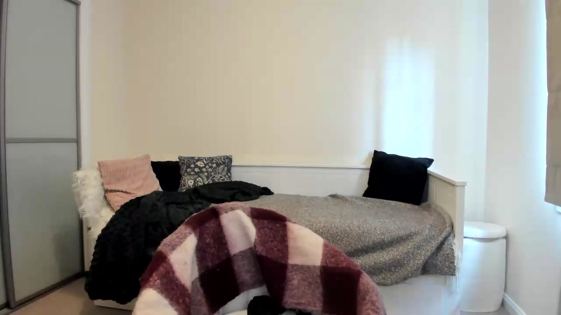 Gallery image thumbnail from British_Cutie's myfreecams stream on, 08/13/2026, 17:20 image 17 of 20