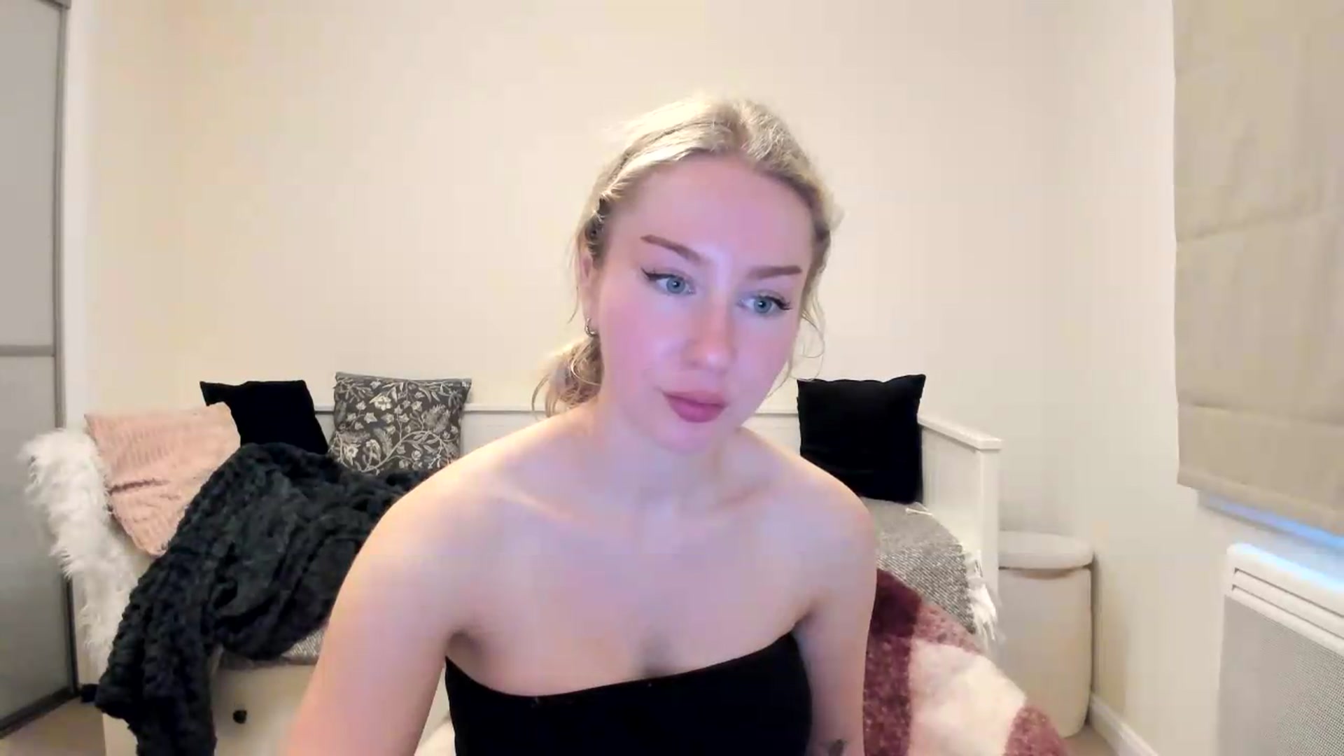 Gallery image thumbnail from British_Cutie's myfreecams stream on, 08/13/2026, 19:56 image 3 of 20