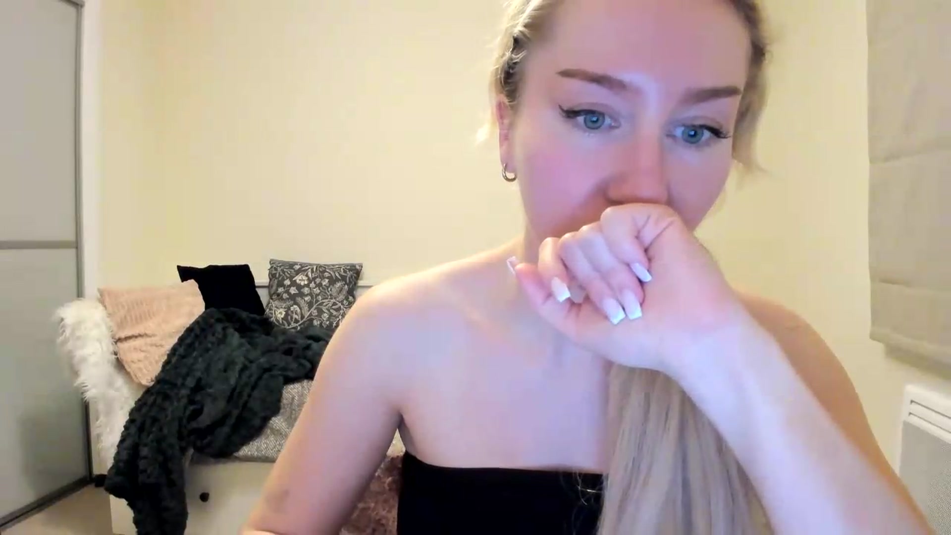 Gallery image thumbnail from British_Cutie's myfreecams stream on, 08/13/2026, 21:03 image 17 of 20