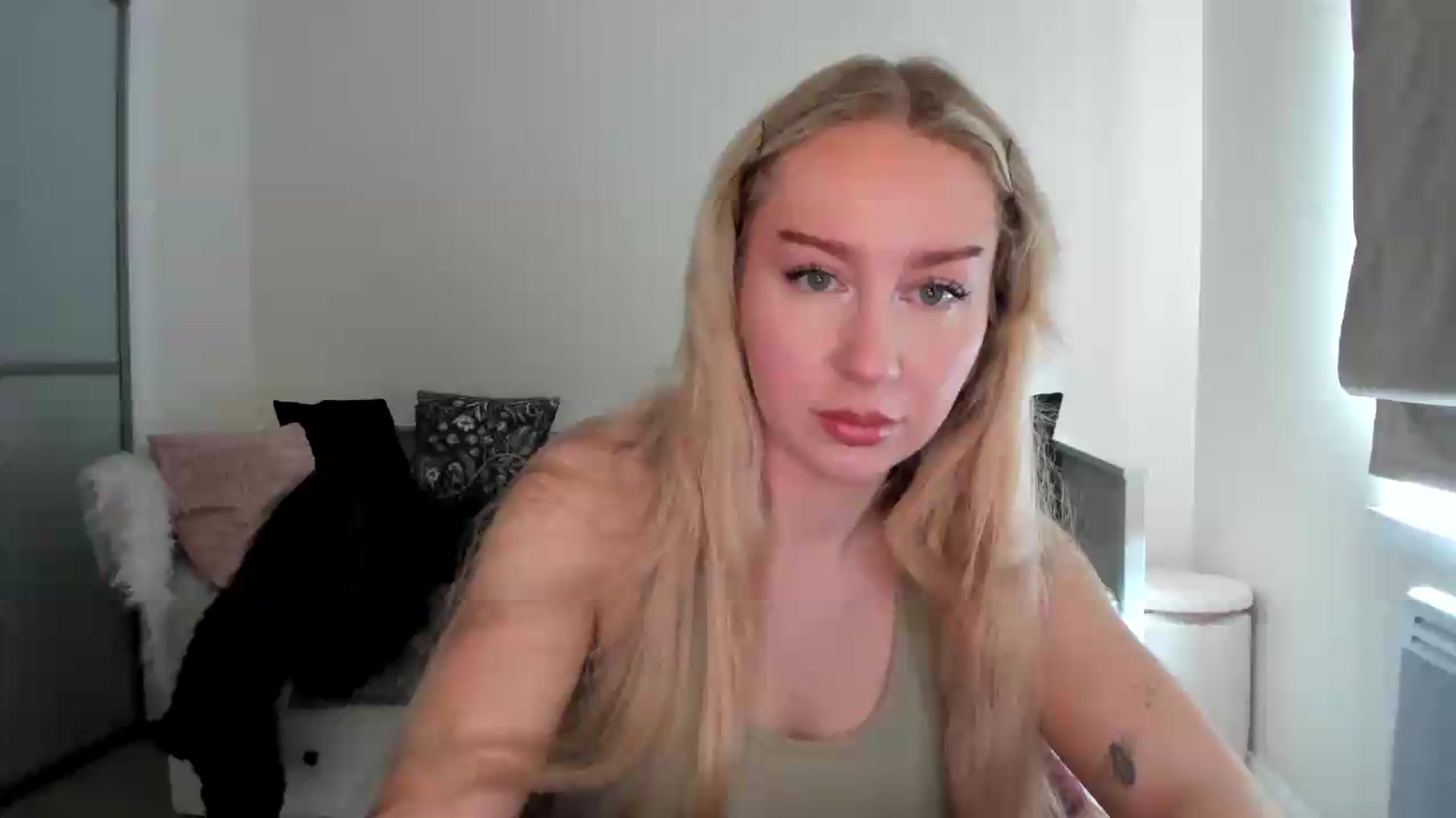 Gallery image thumbnail from British_Cutie's myfreecams stream on, 08/14/2026, 13:26 image 1 of 20