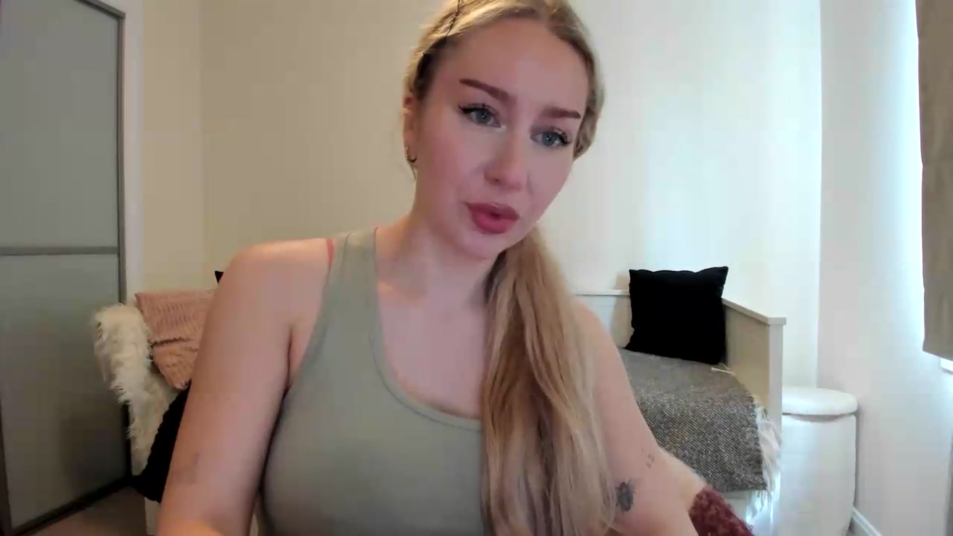 Gallery image thumbnail from British_Cutie's myfreecams stream on, 08/14/2026, 14:12 image 8 of 20