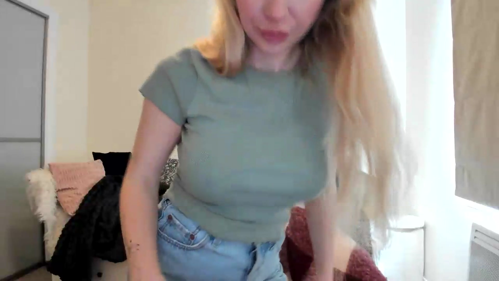 Gallery image thumbnail from British_Cutie's myfreecams stream on, 08/15/2026, 14:23 image 6 of 20