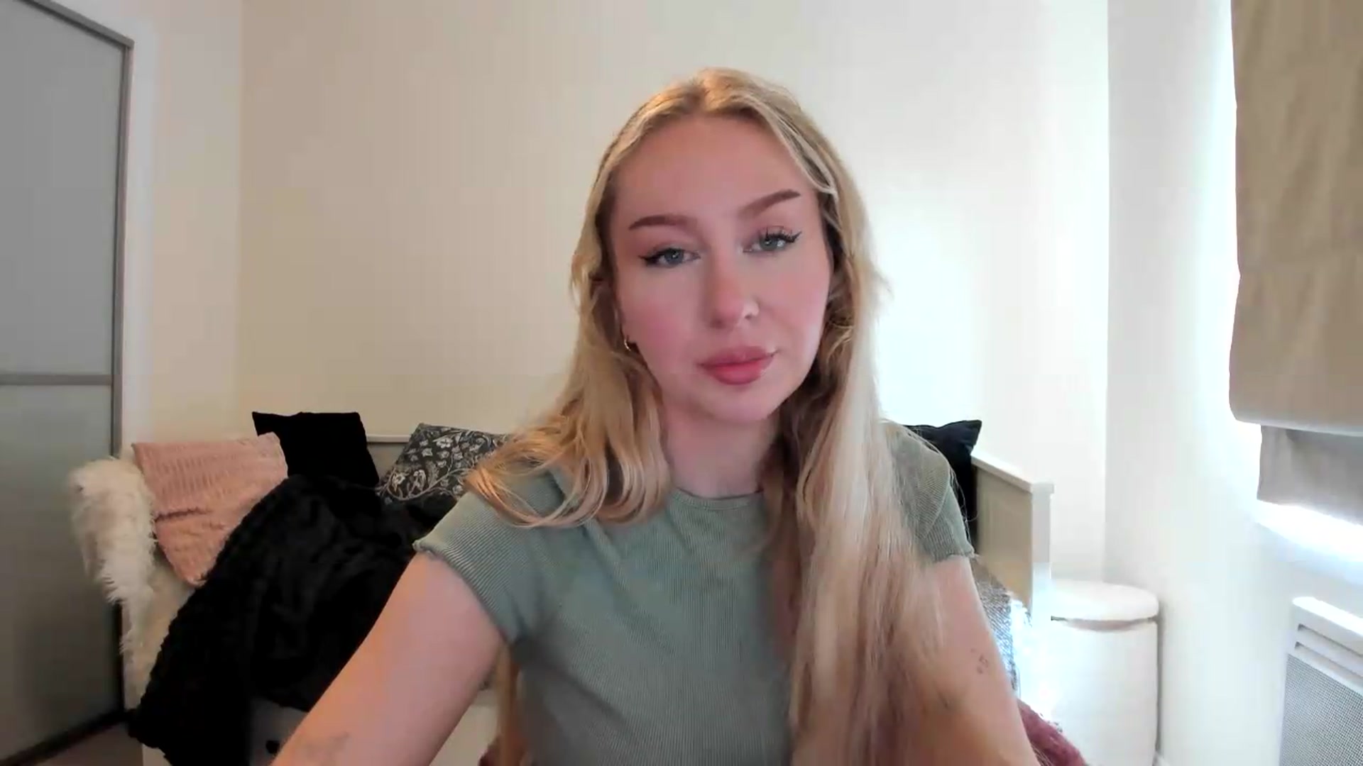 Gallery image thumbnail from British_Cutie's myfreecams stream on, 08/15/2026, 14:23 image 3 of 20