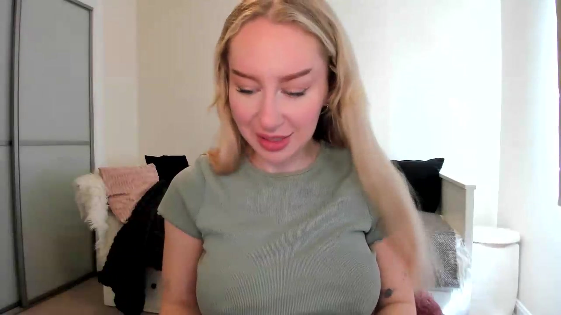 Gallery image thumbnail from British_Cutie's myfreecams stream on, 08/15/2026, 14:23 image 7 of 20