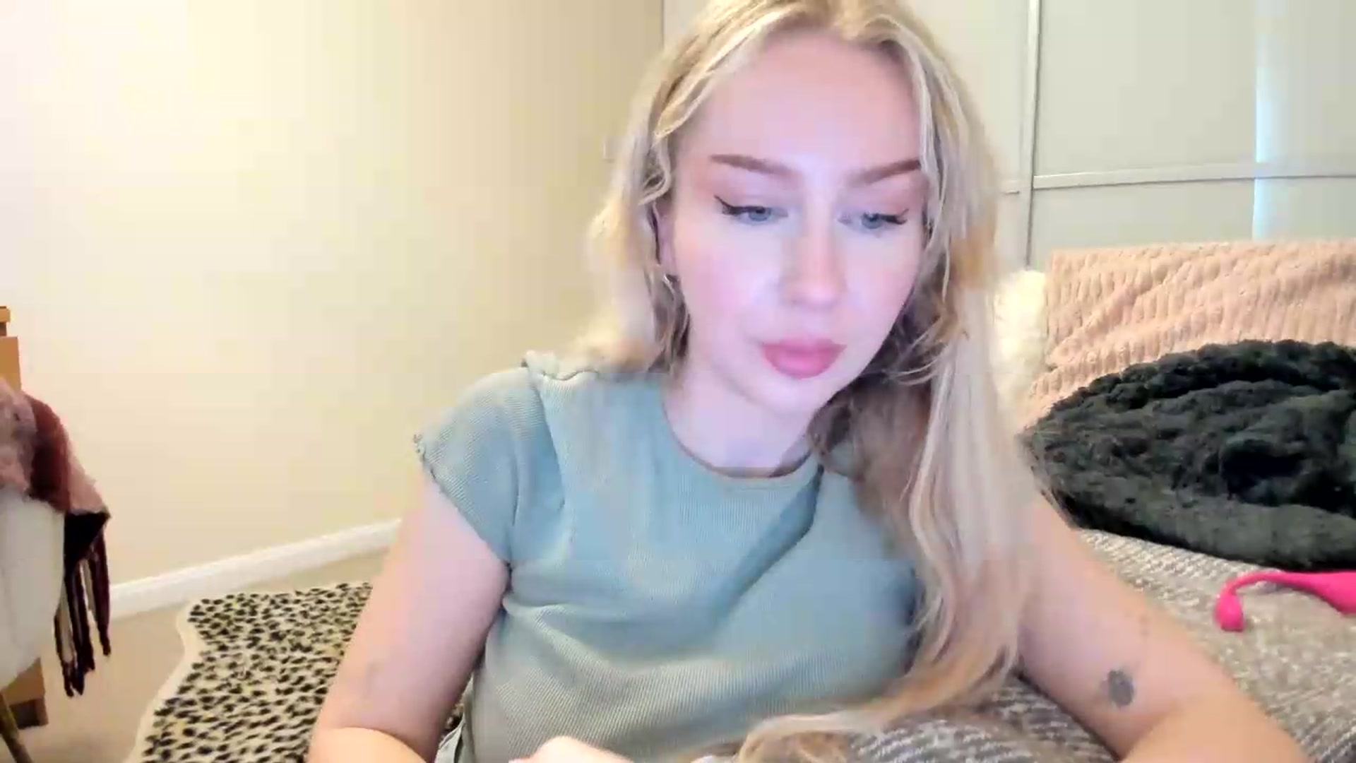 Gallery image thumbnail from British_Cutie's myfreecams stream on, 08/15/2026, 15:49 image 2 of 20