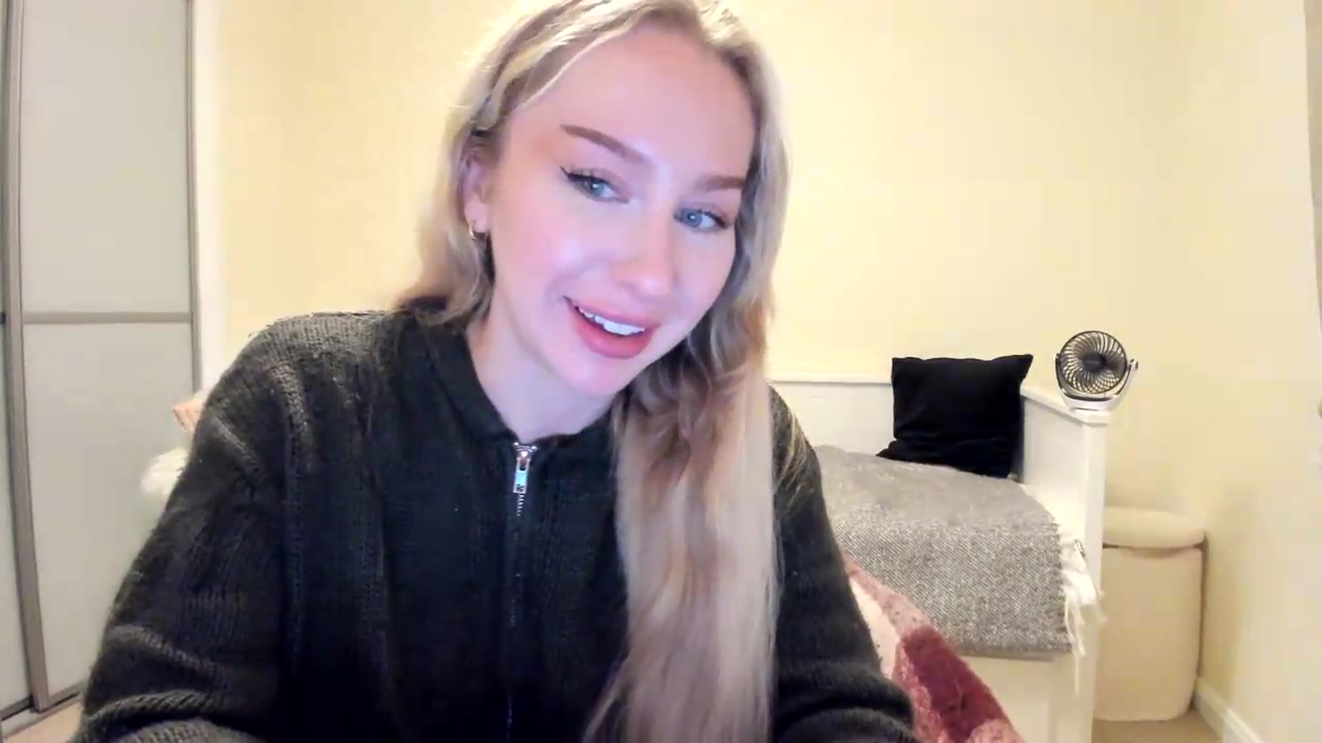 Gallery image thumbnail from British_Cutie's myfreecams stream on, 08/15/2026, 20:30 image 3 of 20