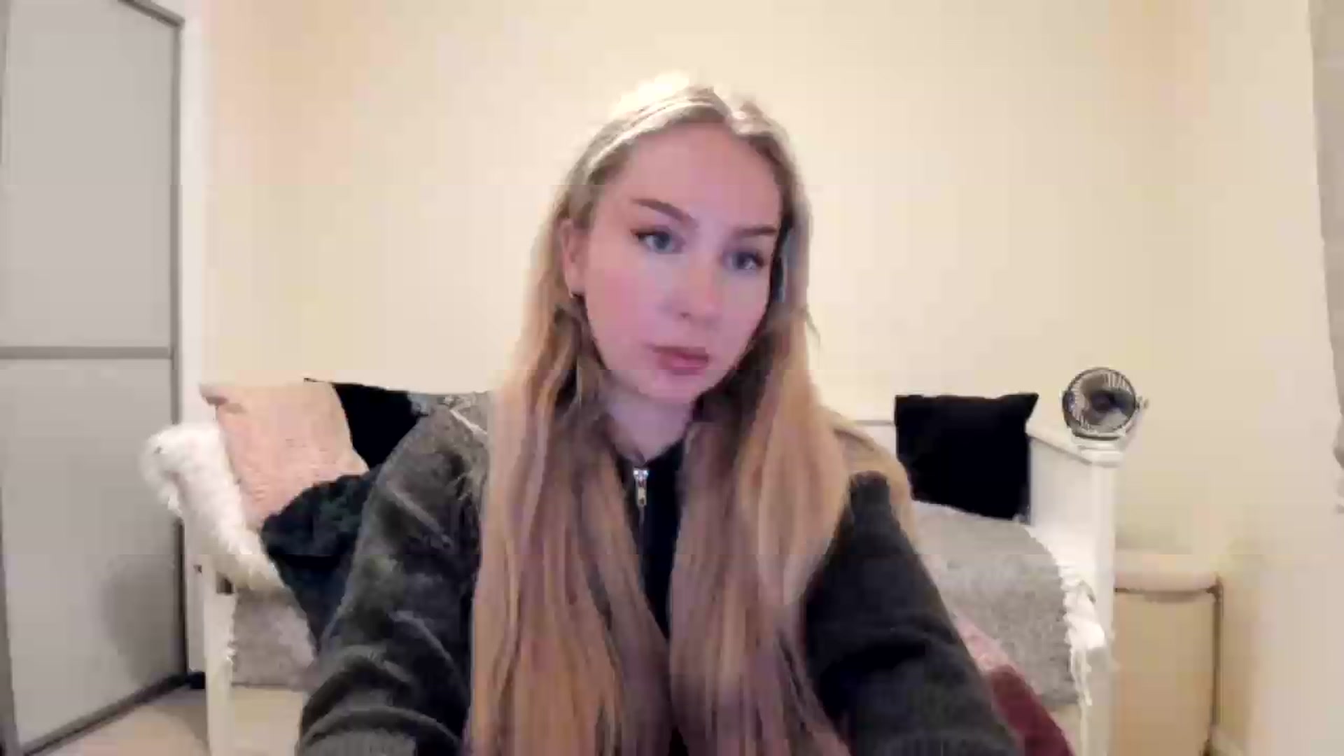 Gallery image thumbnail from British_Cutie's myfreecams stream on, 08/15/2026, 21:13 image 5 of 20