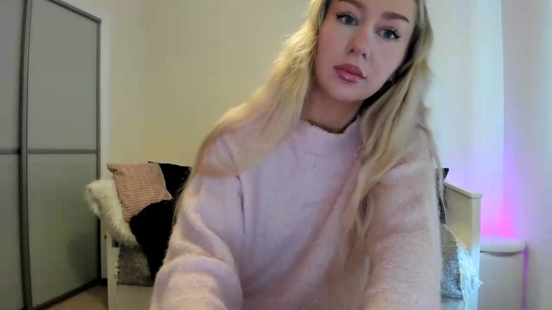 Gallery image thumbnail from British_Cutie's myfreecams stream on, 08/16/2026, 09:08 image 7 of 20