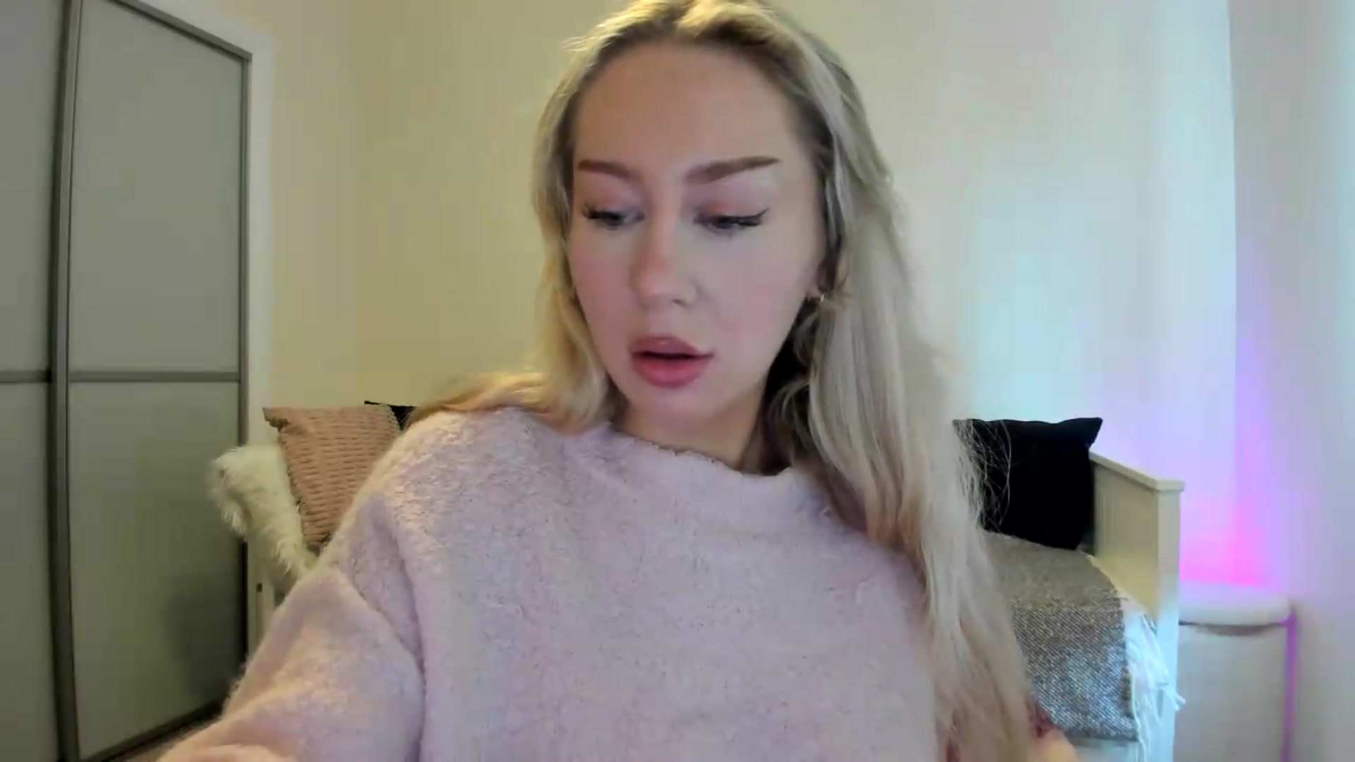 Gallery image thumbnail from British_Cutie's myfreecams stream on, 08/16/2026, 09:08 image 16 of 20