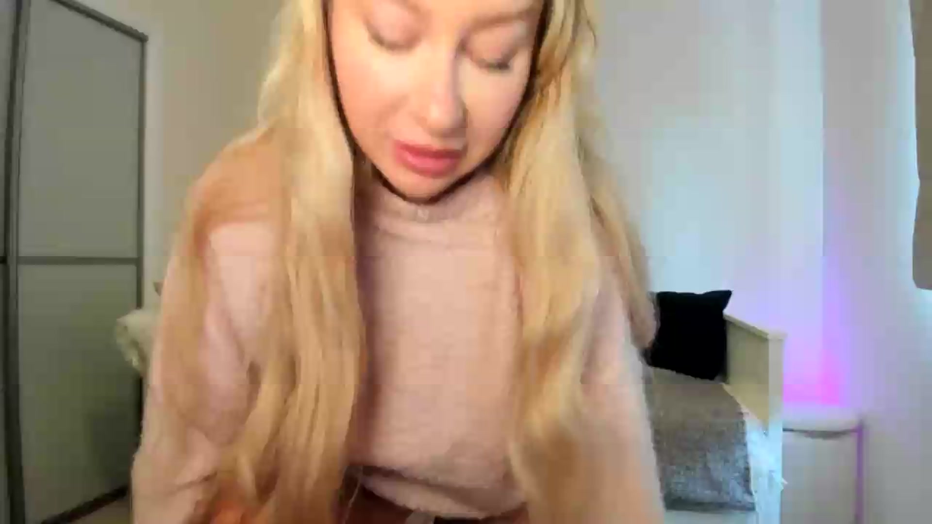Gallery image thumbnail from British_Cutie's myfreecams stream on, 08/16/2026, 09:54 image 1 of 20