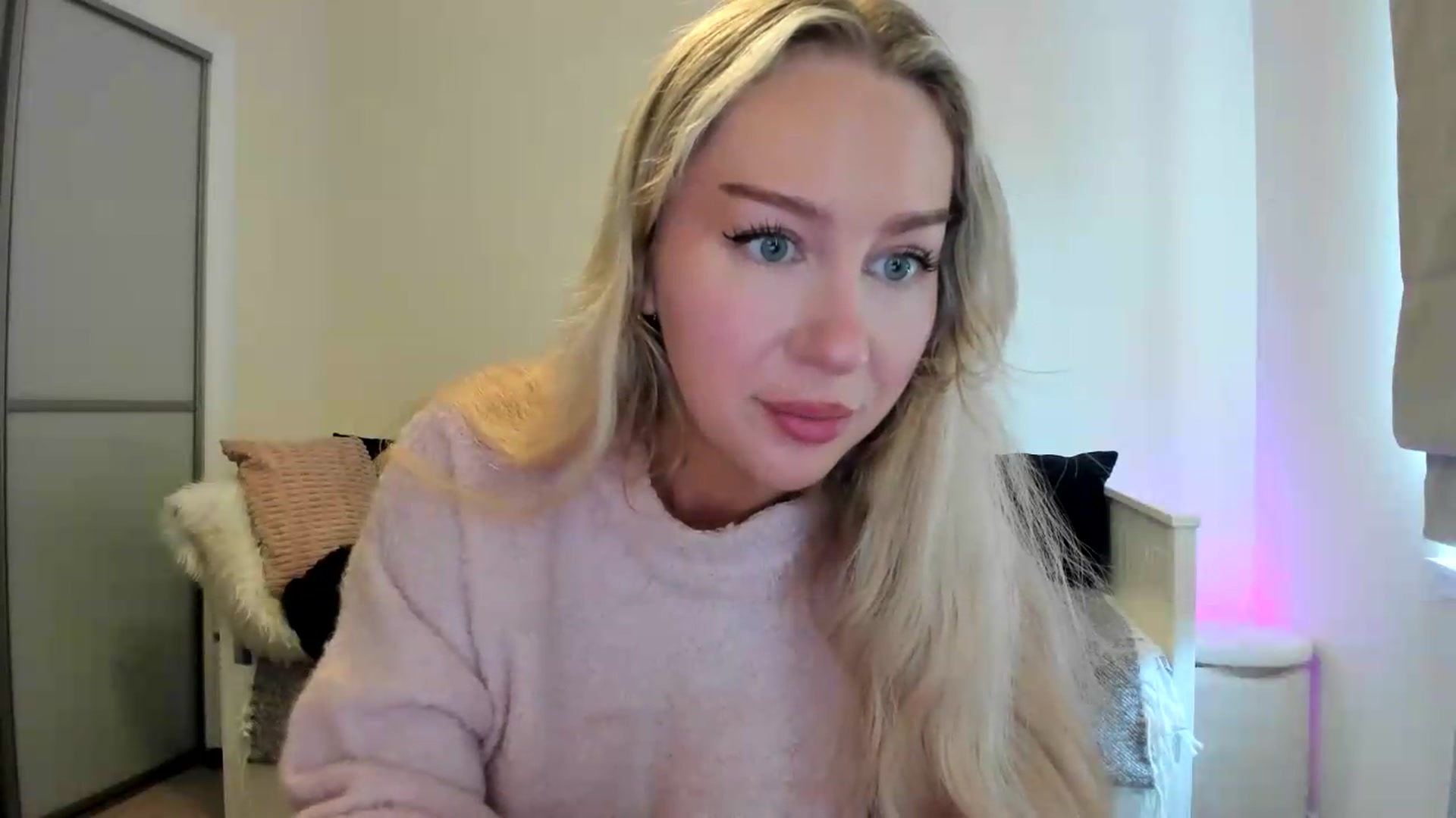 Gallery image thumbnail from British_Cutie's myfreecams stream on, 08/16/2026, 09:54 image 6 of 20