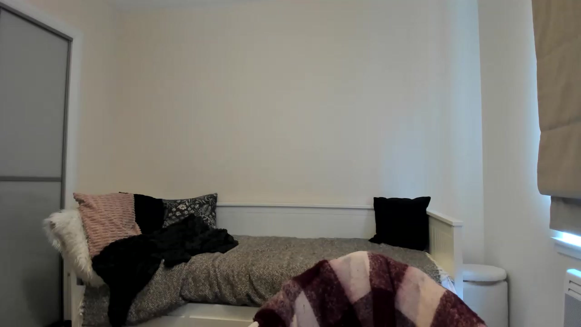 Gallery image thumbnail from British_Cutie's myfreecams stream on, 08/16/2026, 15:43 image 7 of 20