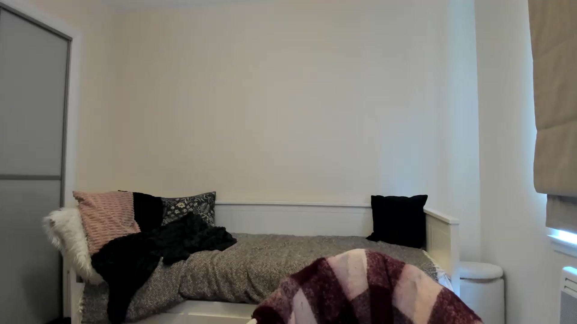 Gallery image thumbnail from British_Cutie's myfreecams stream on, 08/16/2026, 15:43 image 6 of 20