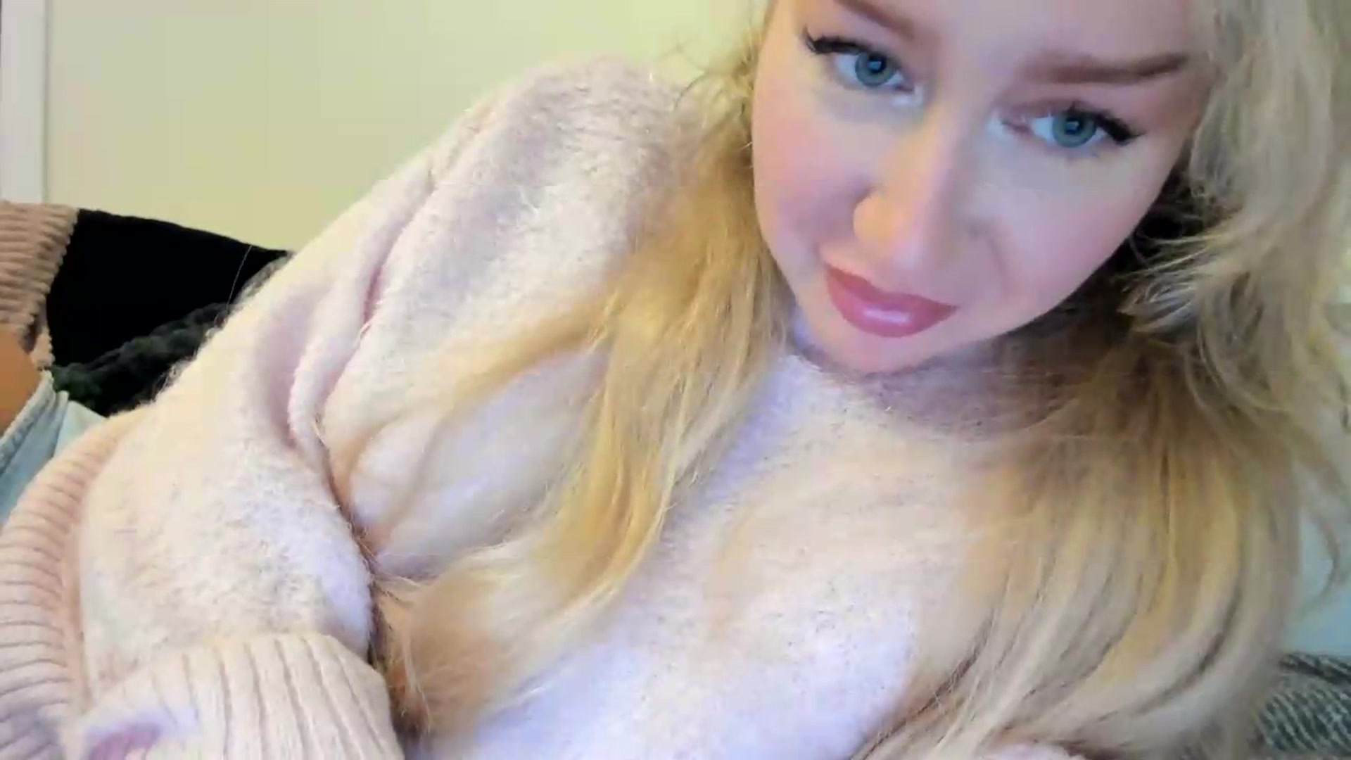 Gallery image thumbnail from British_Cutie's myfreecams stream on, 08/16/2026, 15:43 image 4 of 20