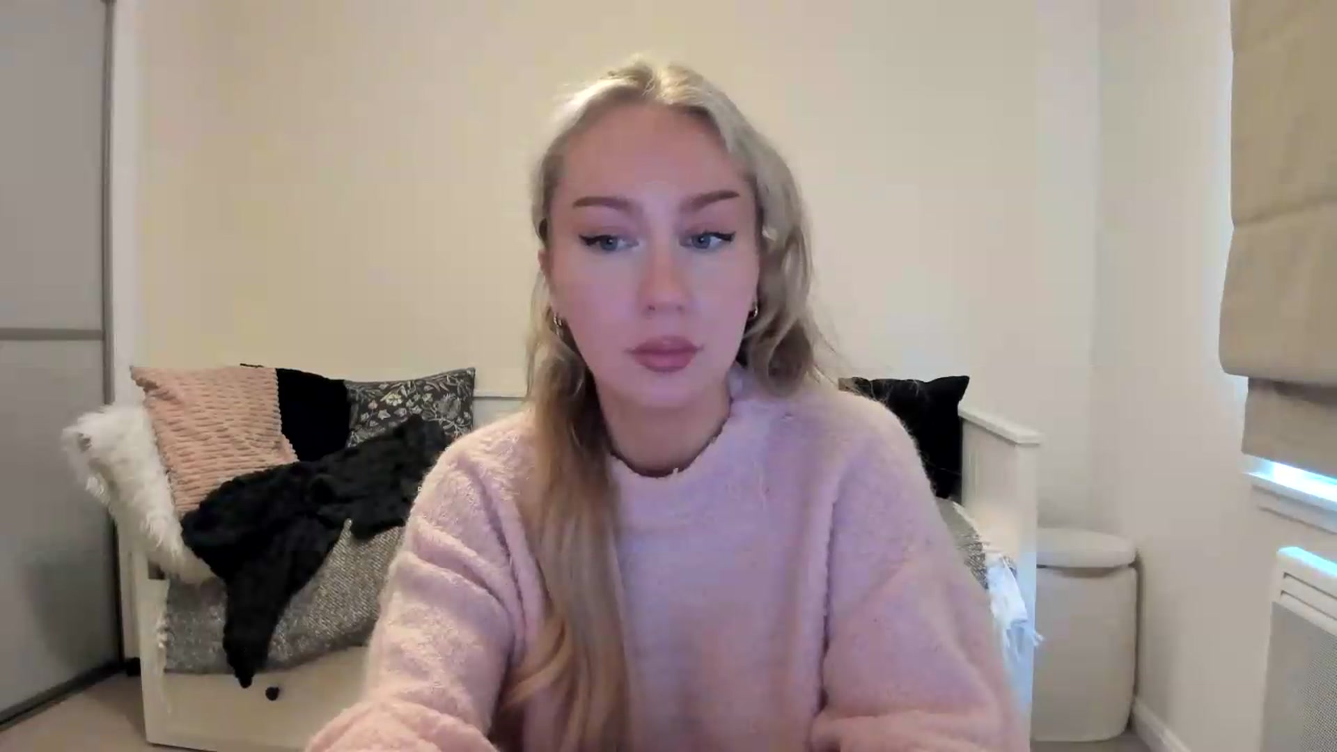 Gallery image thumbnail from British_Cutie's myfreecams stream on, 08/16/2026, 17:22 image 3 of 20