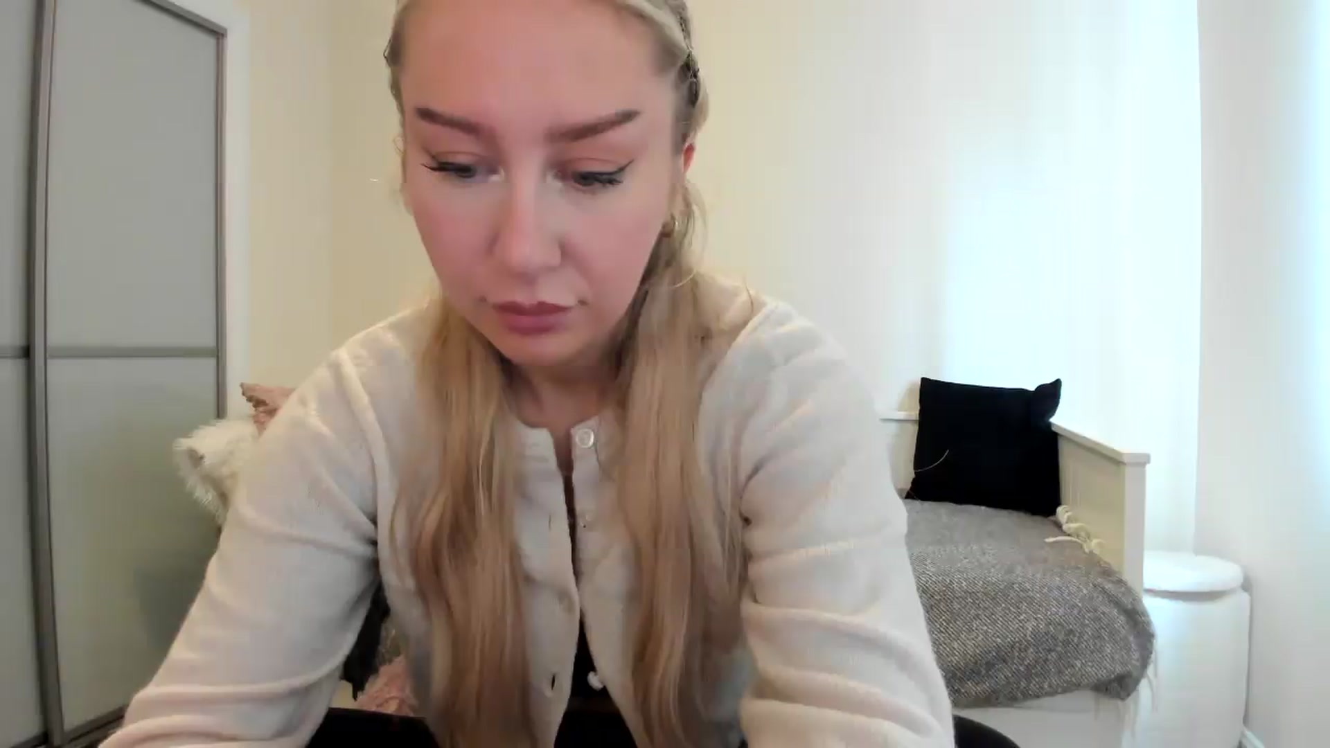 Gallery image thumbnail from British_Cutie's myfreecams stream on, 08/17/2026, 15:52 image 5 of 20
