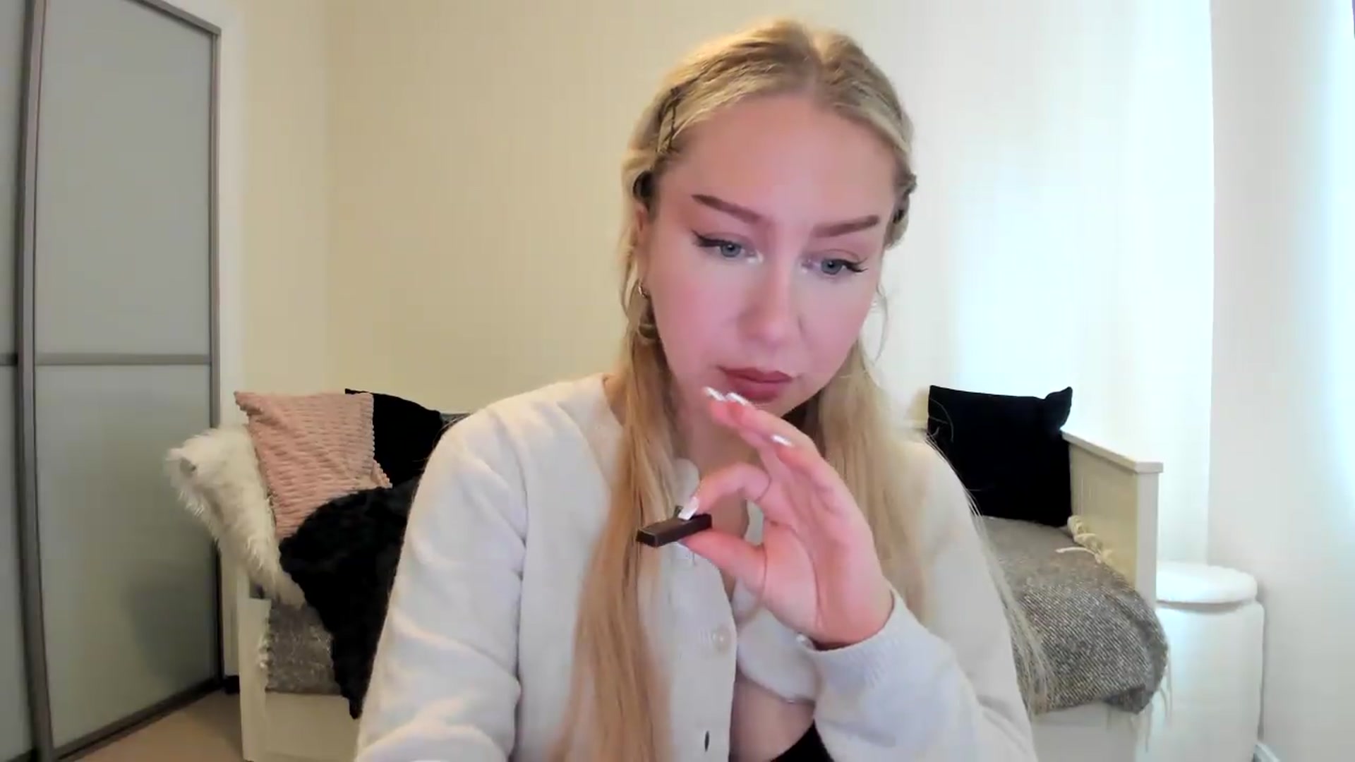 Gallery image thumbnail from British_Cutie's myfreecams stream on, 08/17/2026, 15:52 image 4 of 20
