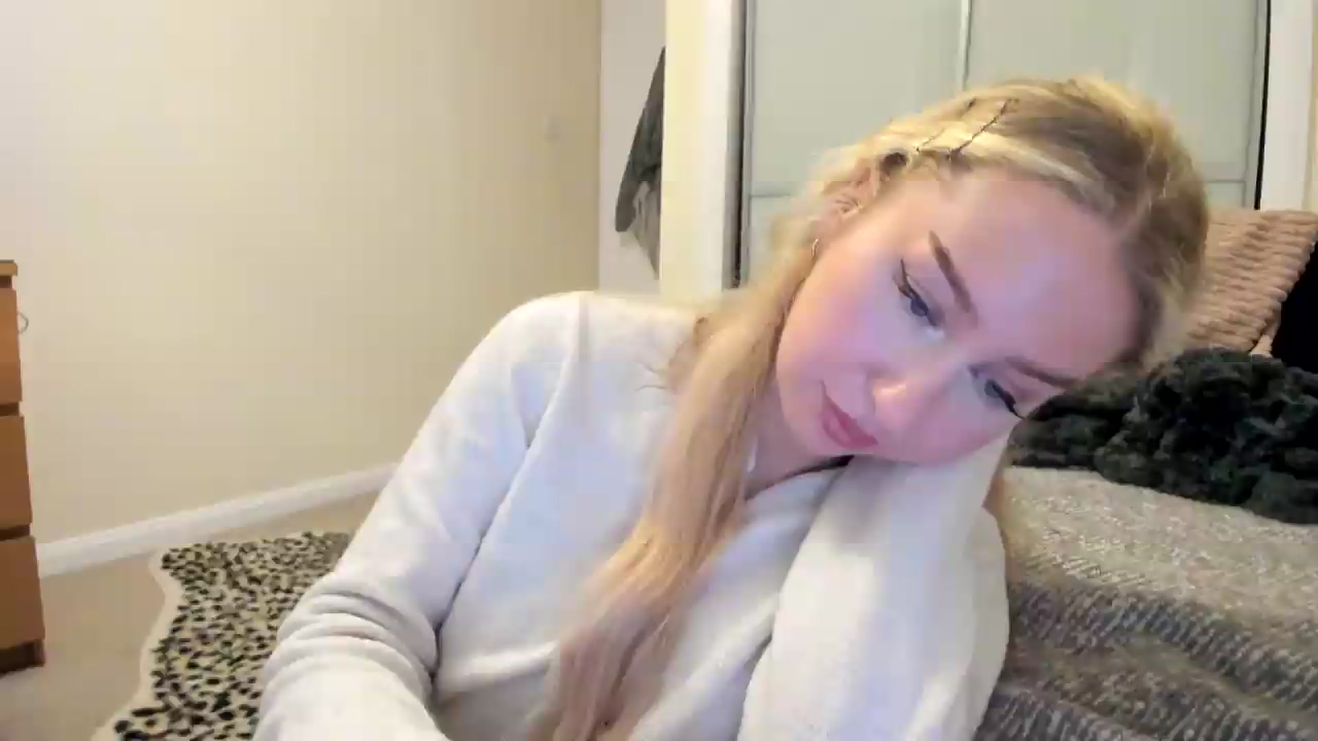 Gallery image thumbnail from British_Cutie's myfreecams stream on, 08/17/2026, 17:49 image 1 of 20