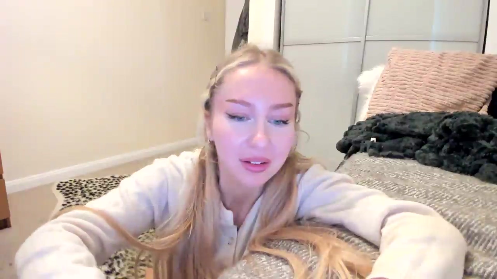 Gallery image thumbnail from British_Cutie's myfreecams stream on, 08/17/2026, 17:49 image 13 of 20