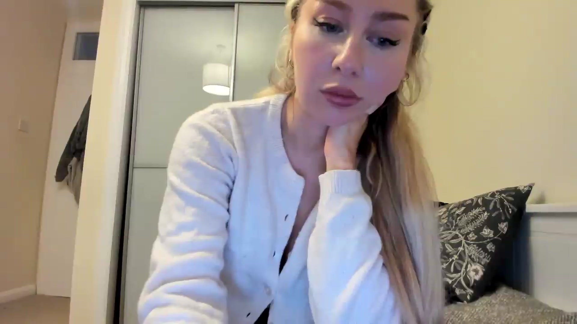 Gallery image thumbnail from British_Cutie's myfreecams stream on, 08/17/2026, 17:49 image 19 of 20