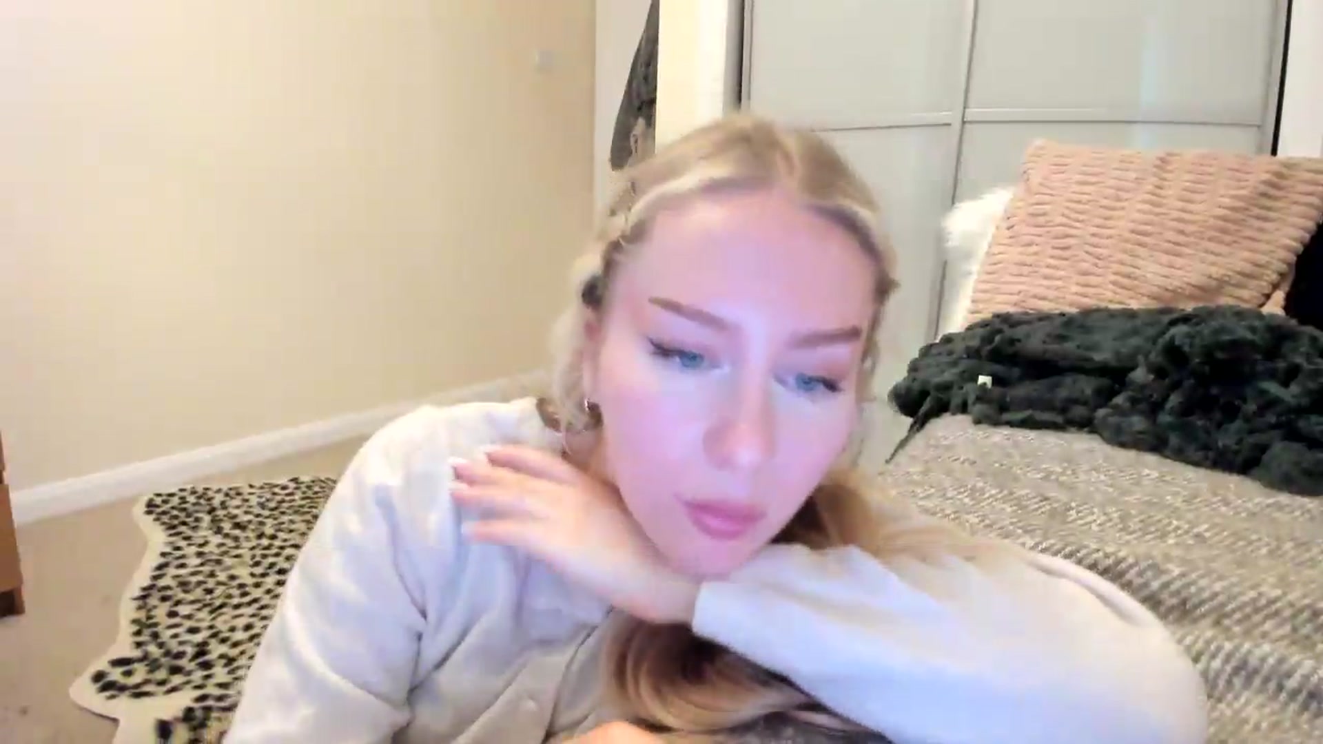 Gallery image thumbnail from British_Cutie's myfreecams stream on, 08/17/2026, 17:49 image 14 of 20