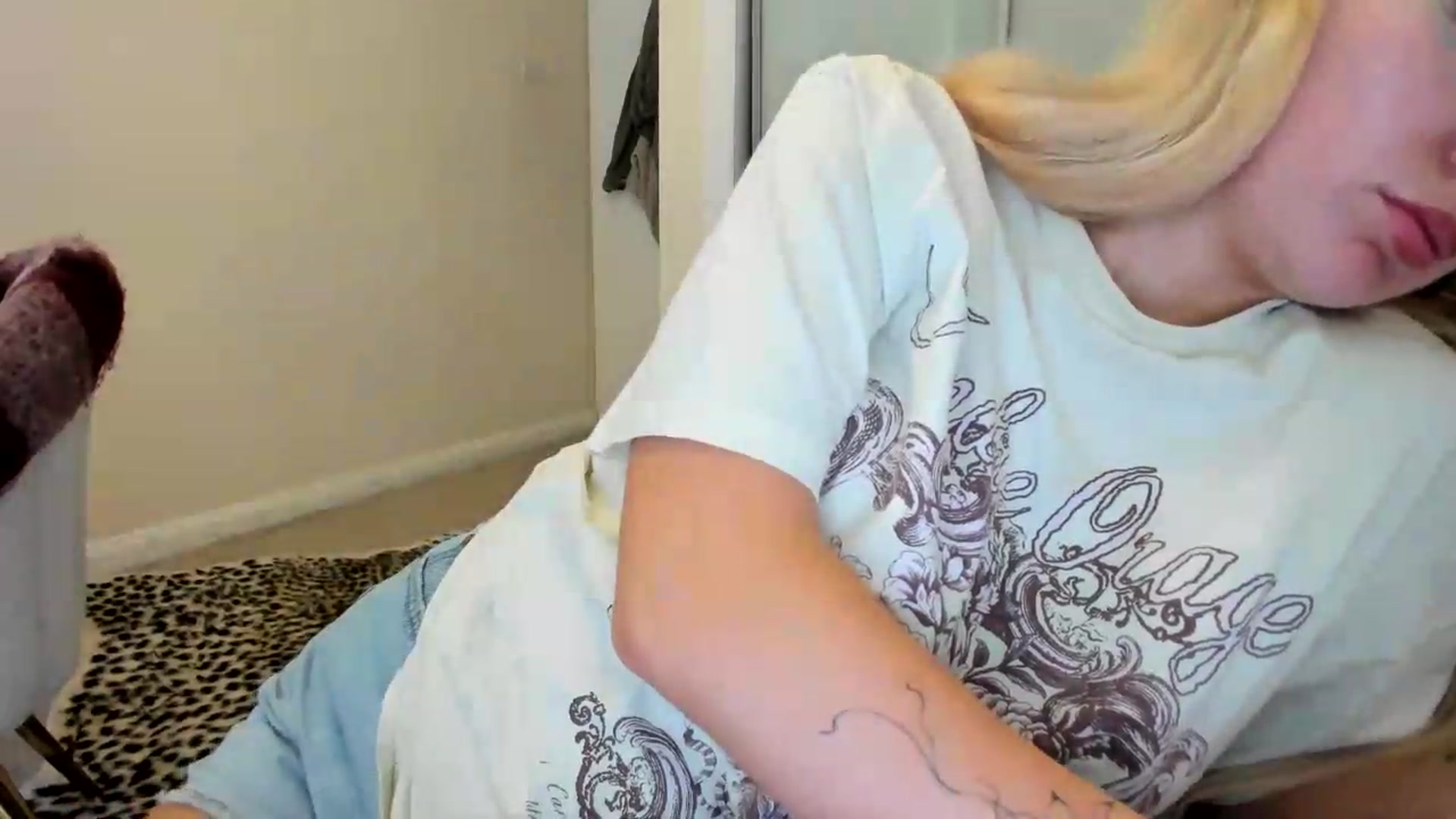 Gallery image thumbnail from British_Cutie's myfreecams stream on, 08/18/2026, 15:03 image 10 of 20