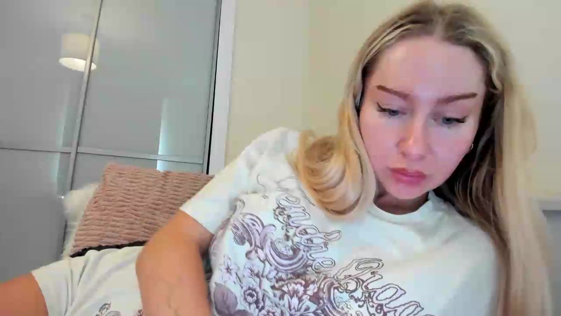 Gallery image thumbnail from British_Cutie's myfreecams stream on, 08/18/2026, 15:15 image 16 of 20