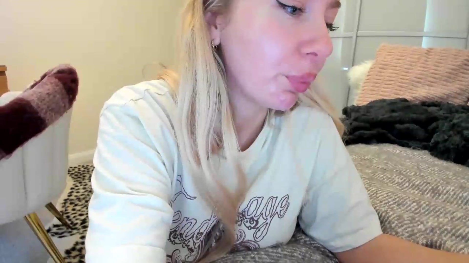 Gallery image thumbnail from British_Cutie's myfreecams stream on, 08/18/2026, 16:37 image 12 of 20